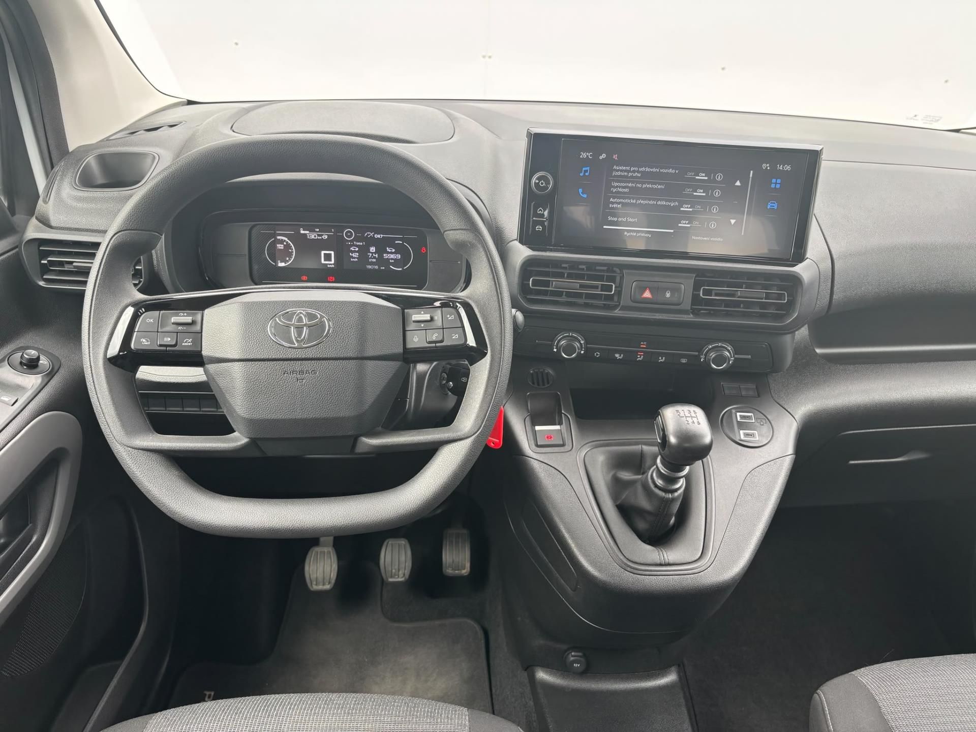Toyota Proace City Verso, 1.2T 110k Short Business - fotka 5
