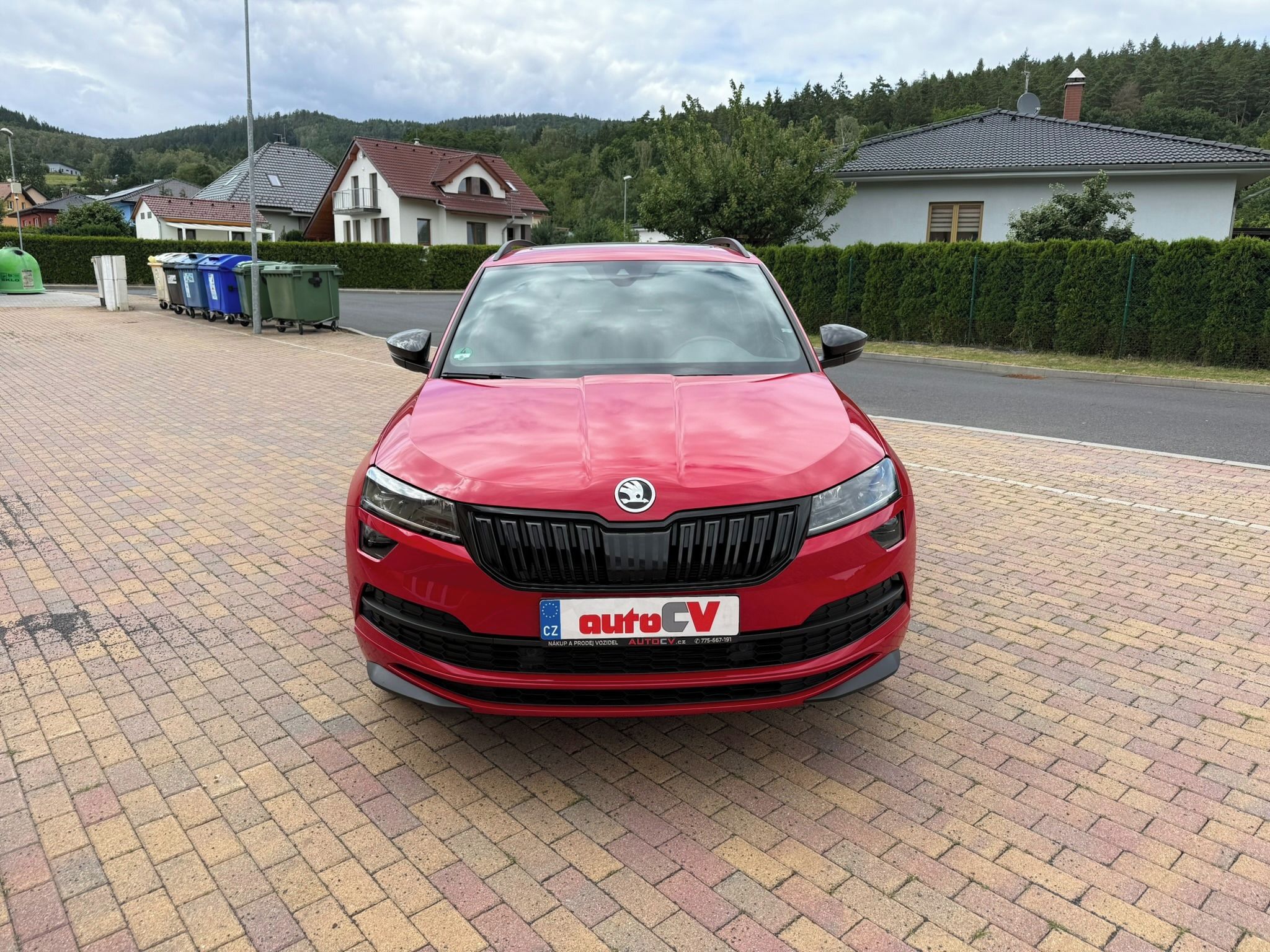 Škoda Karoq, 2.0TDI 110kW 4x4 DSG SPORTLINE - fotka 4