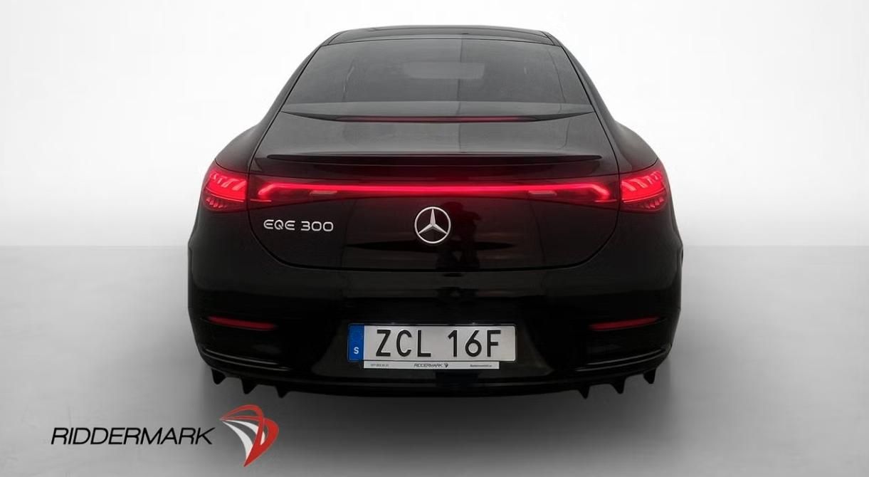 Mercedes-Benz EQE, 300 AMG Night Panorama Kamera - fotka 6