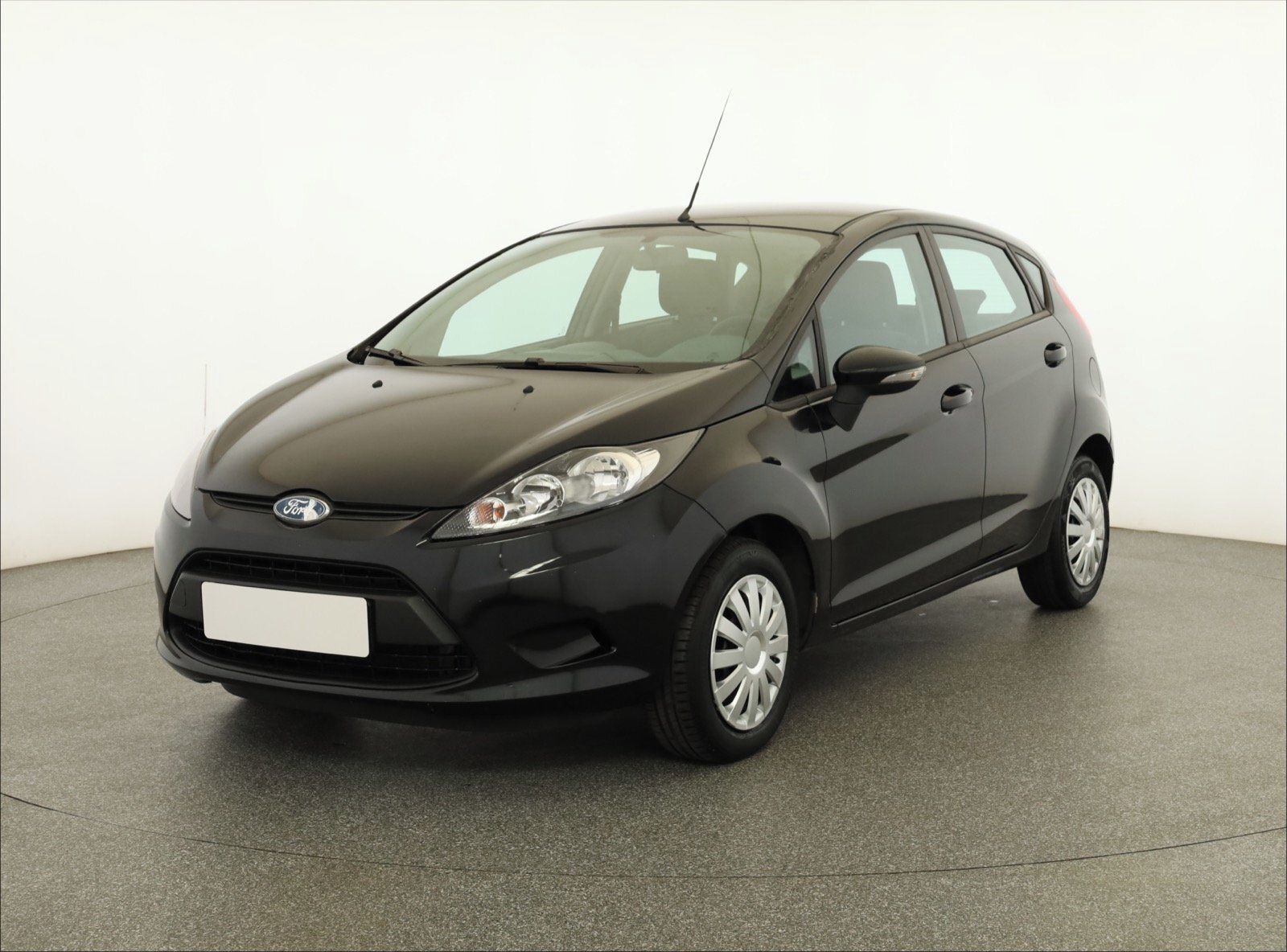 Ford Fiesta, 1.25, pěkný stav - fotka 2