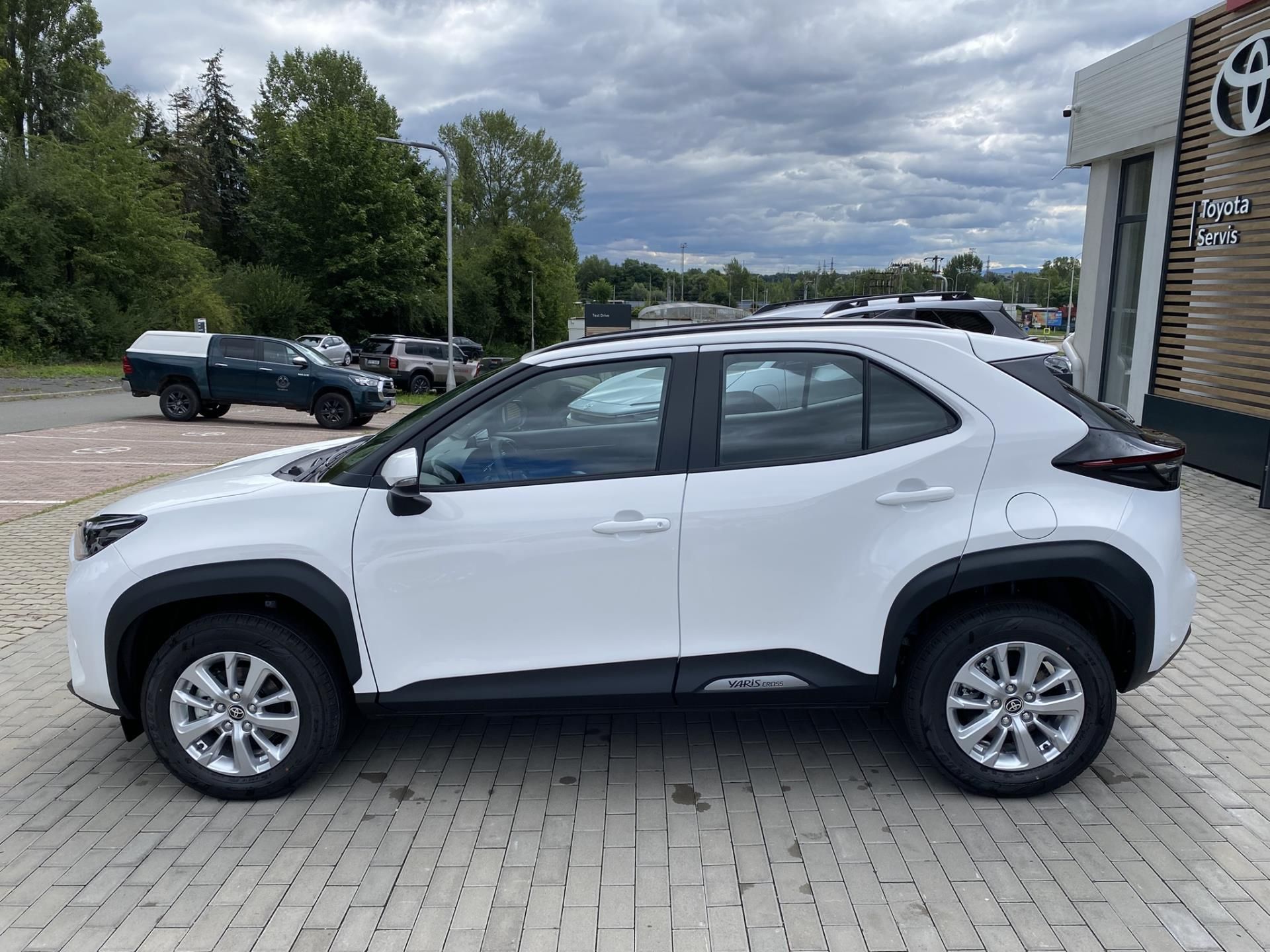 Toyota Yaris Cross, 1.5 HEV COMFORT - fotka 3