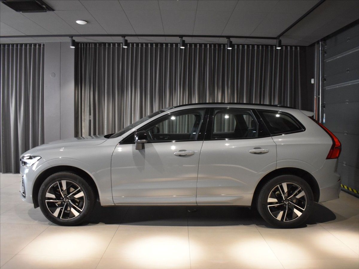 Volvo XC60, 2,0 B5 AWD PLUS BLIS,Bezklíč - fotka 2