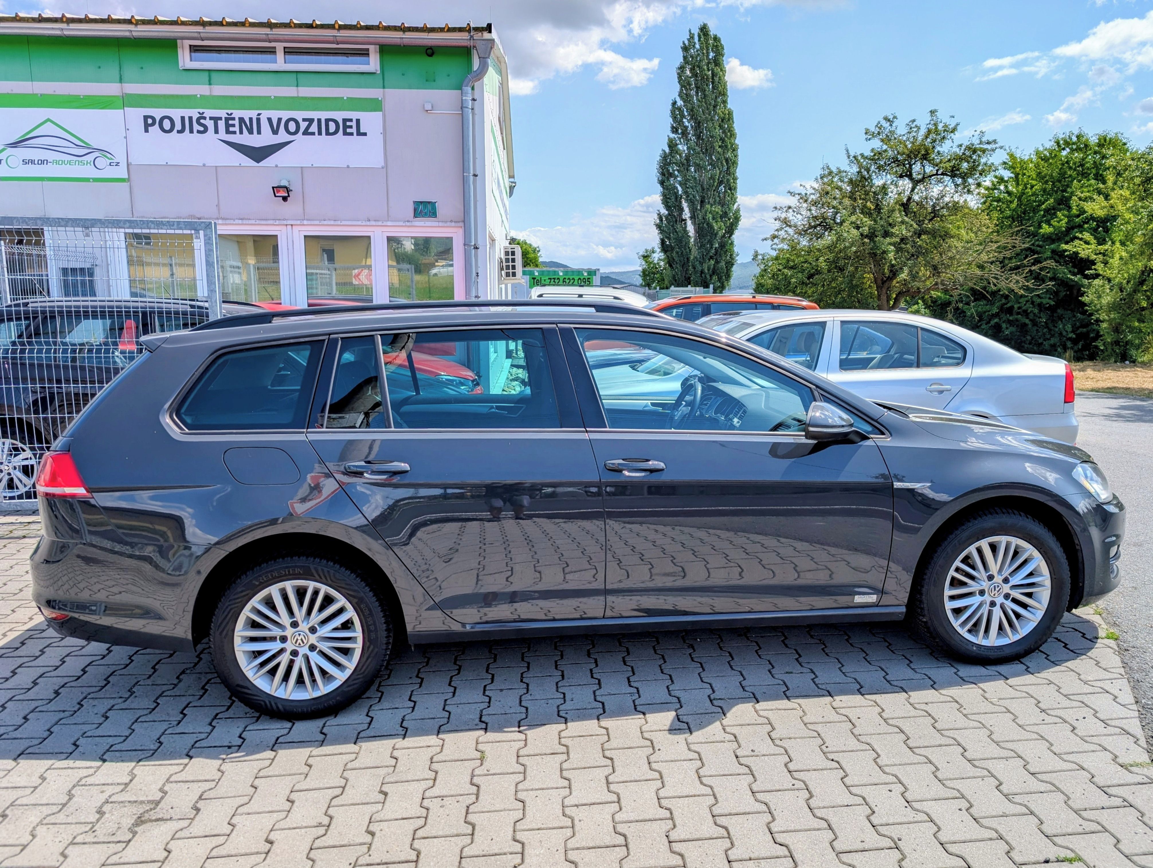 Volkswagen Golf, VII VARIANT 1.2TSi 77kW 2014 - fotka 5