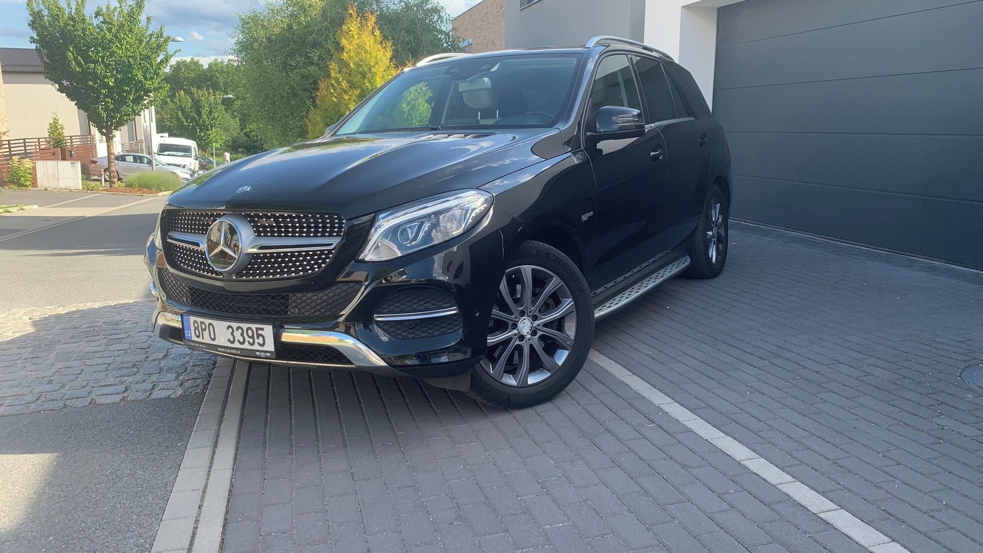 Mercedes-Benz GLE, GLE400 4M+vzduch ČR*DPH*garáž - fotka 4