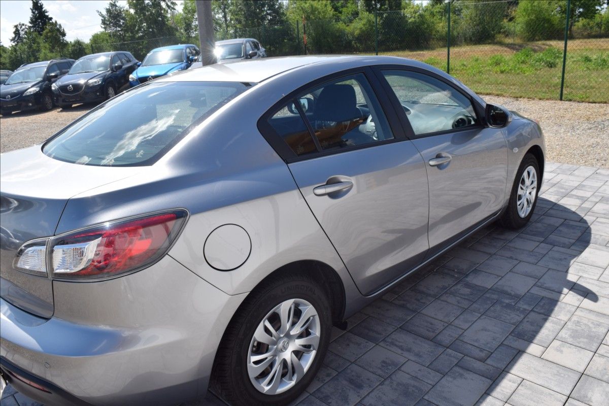 Mazda 3, 1,6 i 77KW NOVÁ STK TOP STAV! - fotka 5