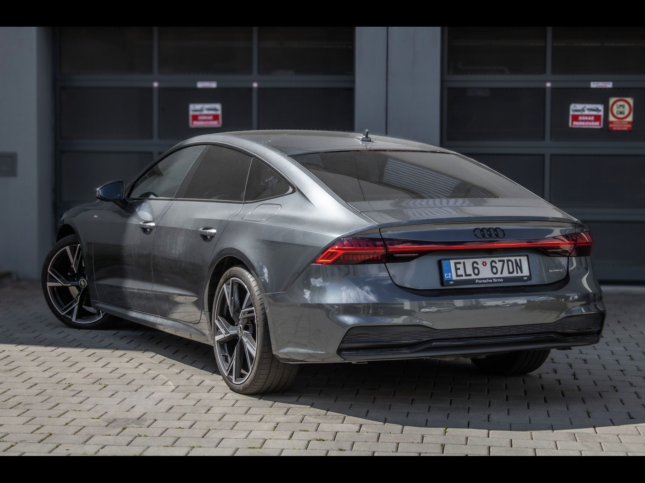 Audi A7, S-Line 50TFSIe 220kW - fotka 6