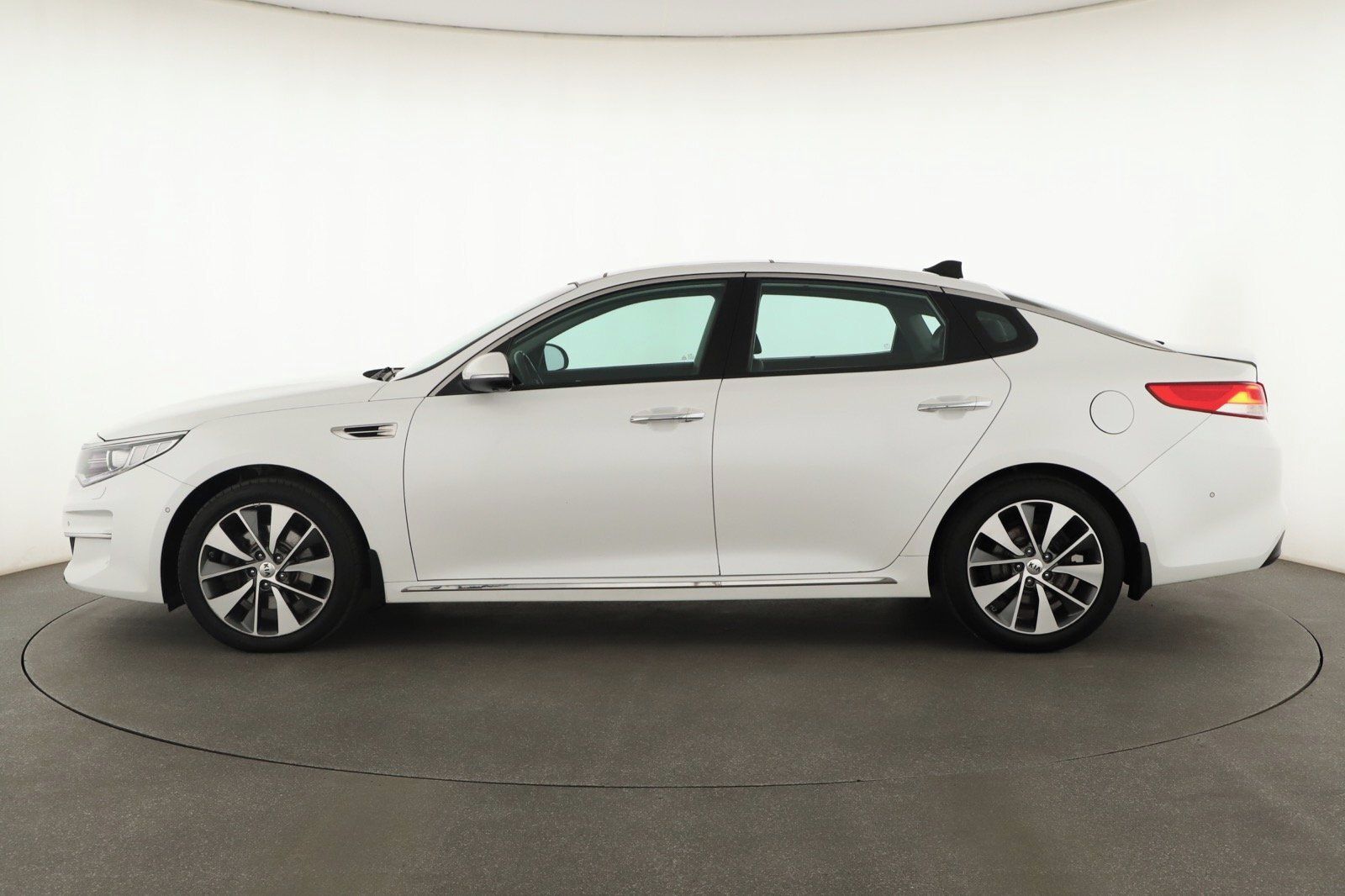 Kia Optima, 1.7 CRDI, Automat, Kůže, Navi - fotka 3