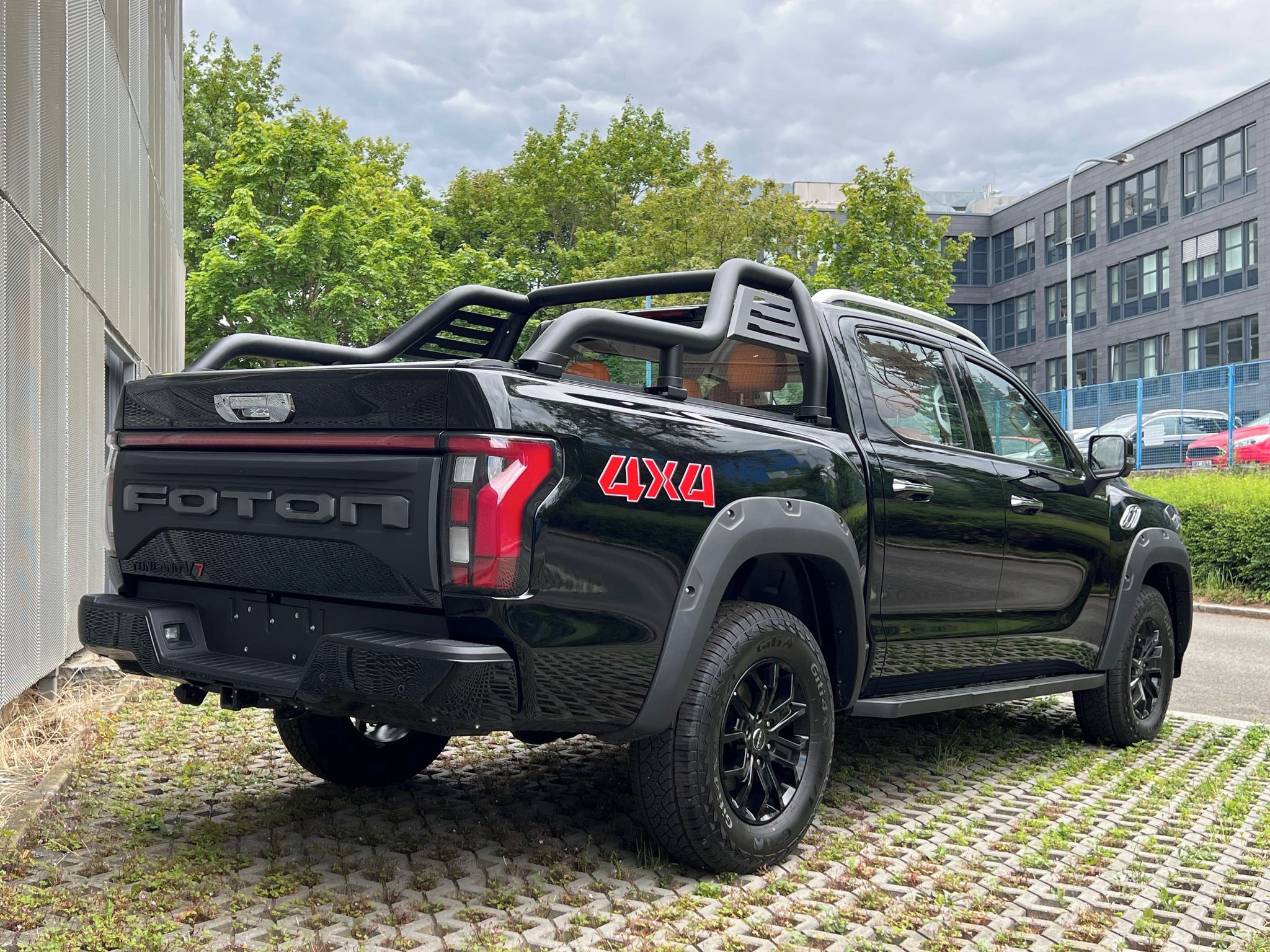 FOTON Tunland V7, 2.0 175k LUXURY SKLADEM - fotka 4