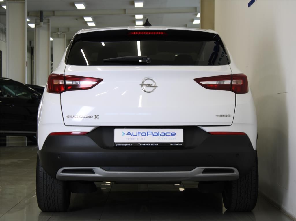 Opel Grandland X, 1,2 Turbo 96kW AT 156tkm.ČR - fotka 4