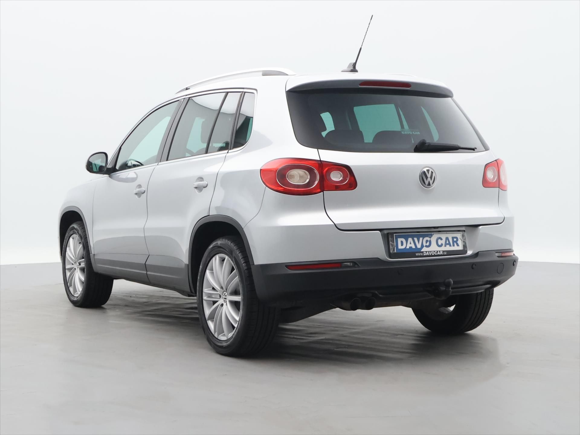 Volkswagen Tiguan, 2,0 103KW KŮŽE DSG 4MOTION ALU - fotka 5