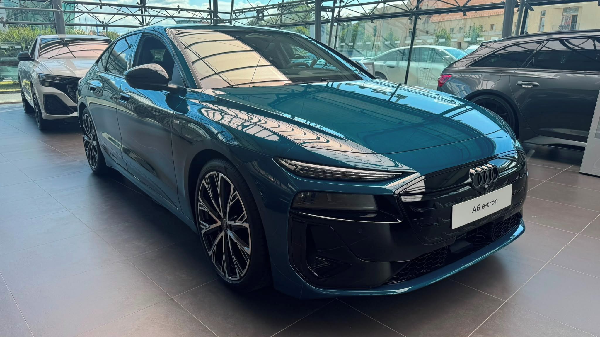Audi A6, Sportback e-tron quattro - fotka 6