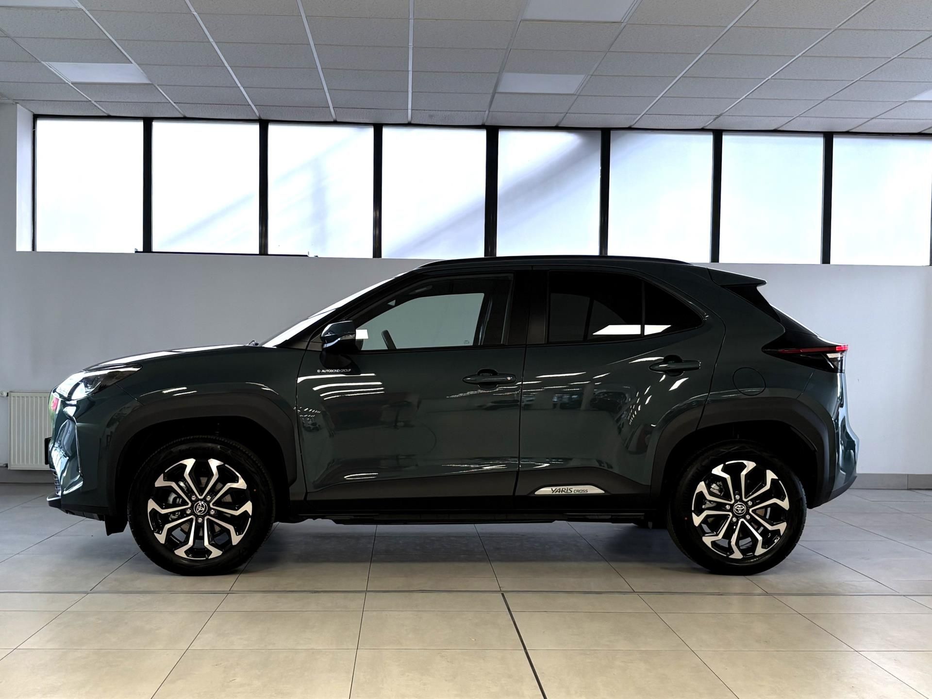 Toyota Yaris Cross, 1.5L(4x2), e-CVT, Style - fotka 3