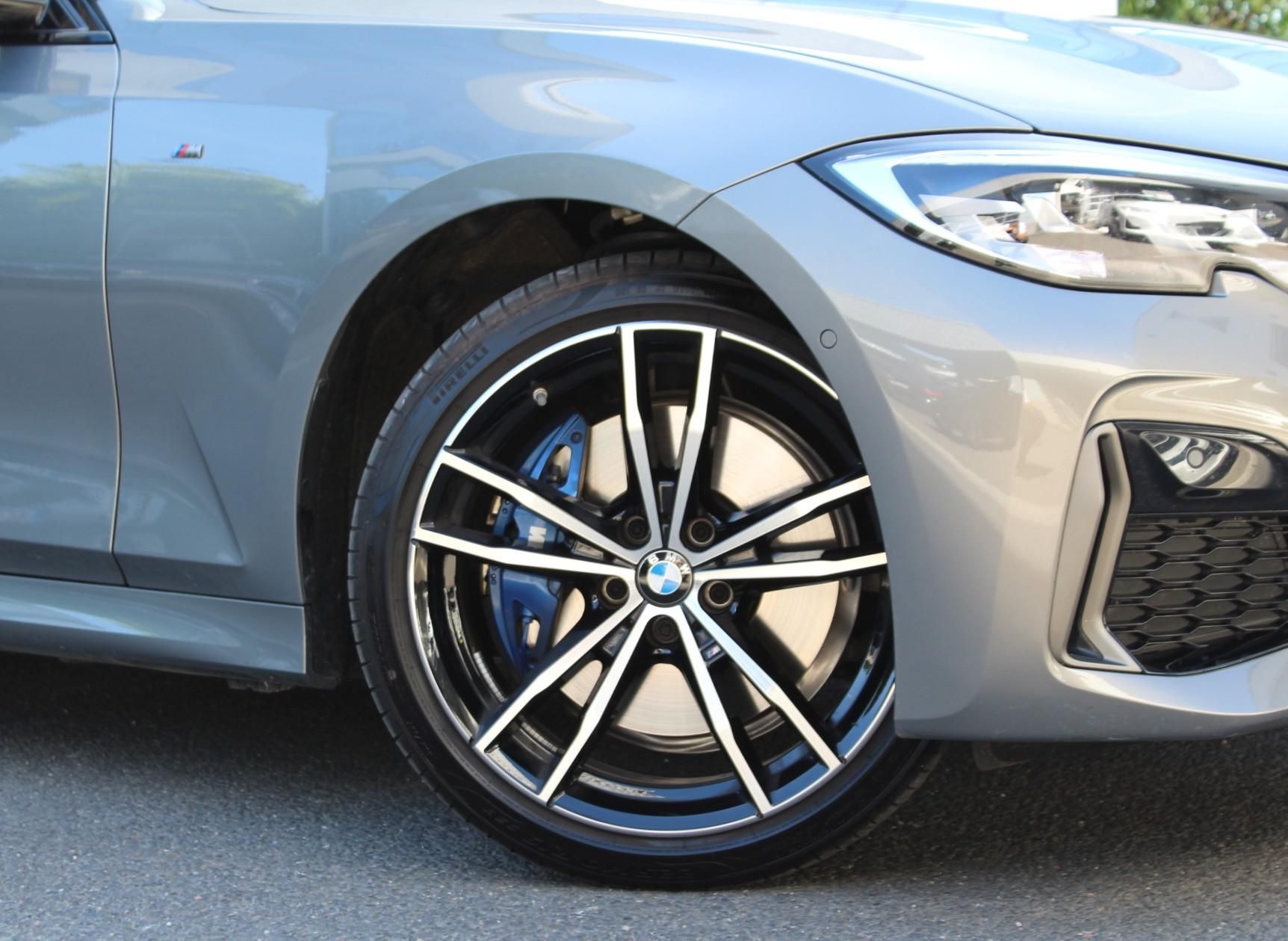 BMW Řada 3, M340i xDrive Sedan - fotka 6