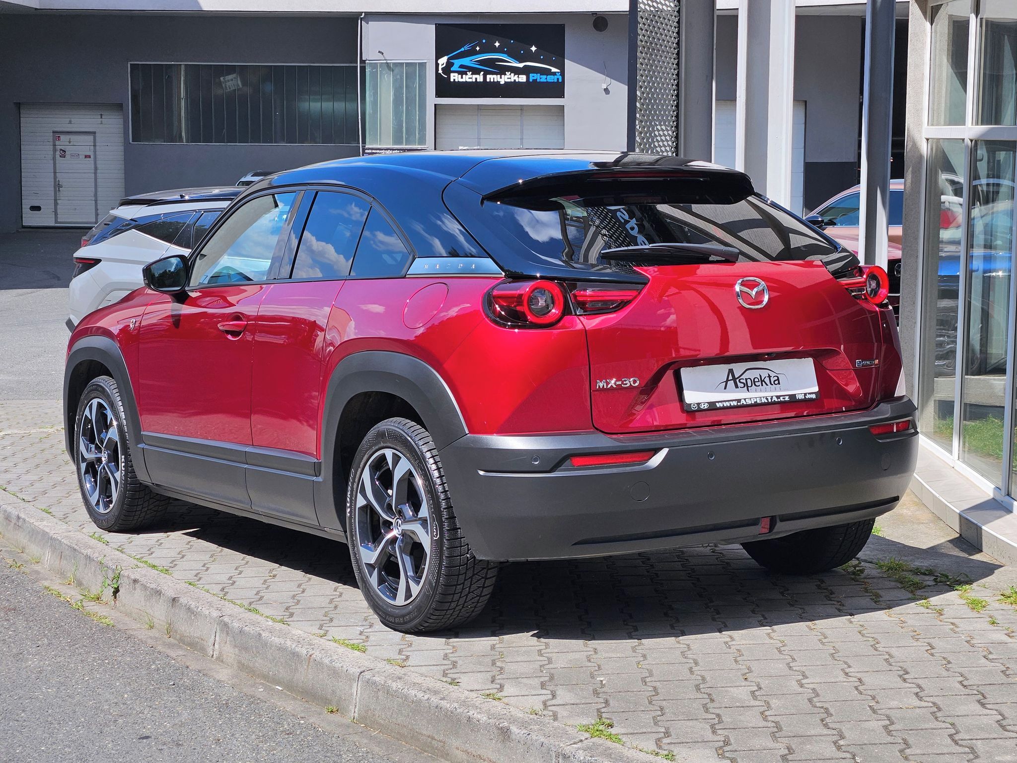 Mazda MX-30, e-SKYACTIV R-EV 123.8kW, AT - fotka 3