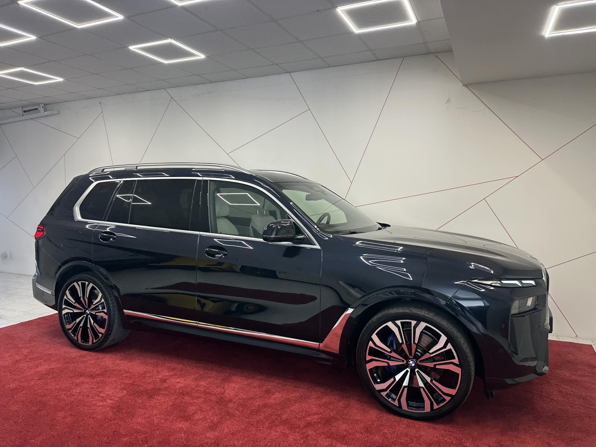 BMW X7, M60i INDIVID*CZ*DPH*TOP VÝBAVA - fotka 6