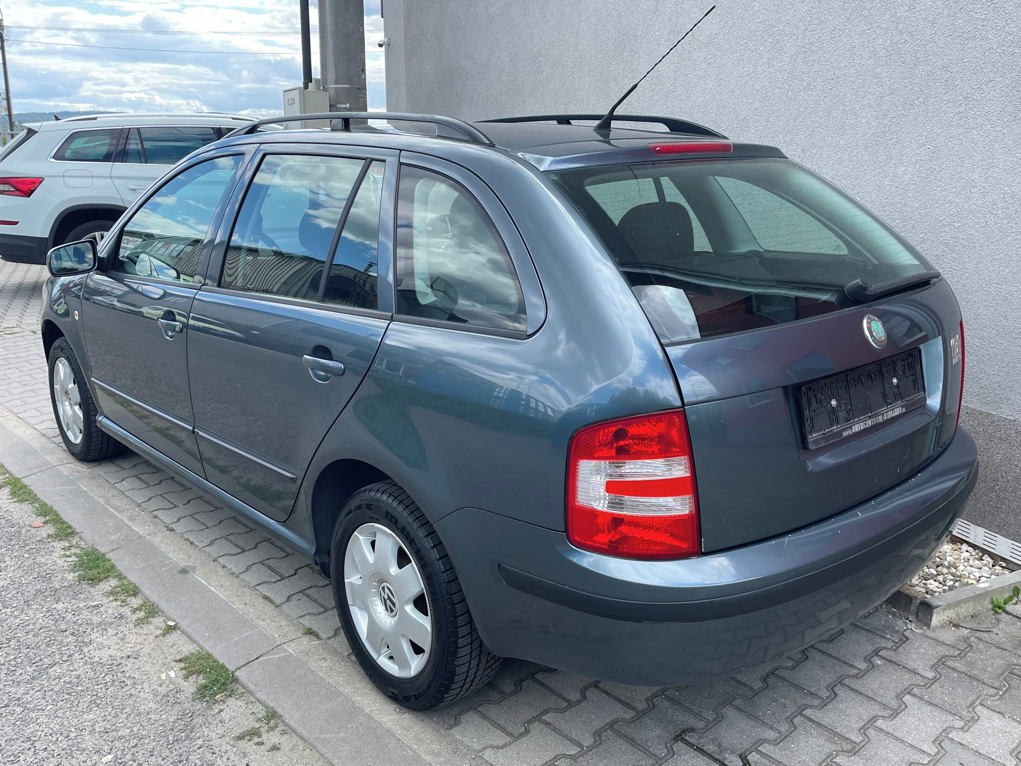 Škoda Fabia, 1.4 16V 59 kW Klimatizace - fotka 3