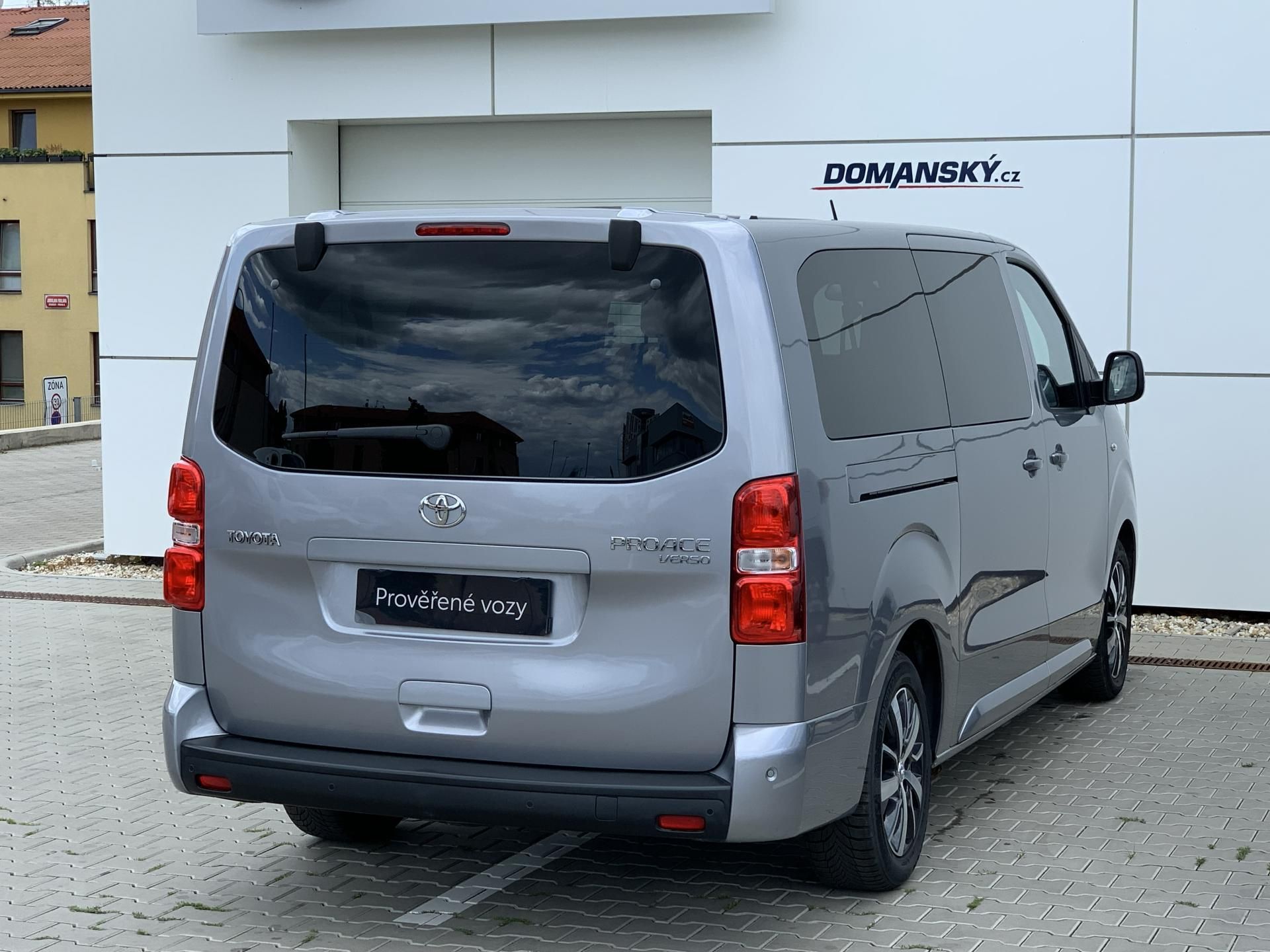 Toyota Proace Verso, L2 FAMILY 2.0 D-4D 130kW AT8 - fotka 3