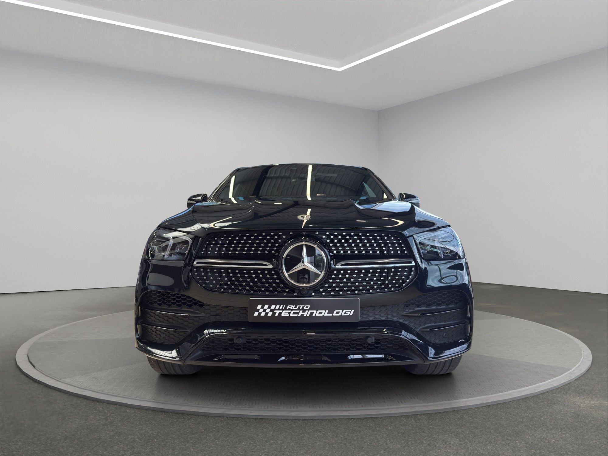 Mercedes-Benz GLE, 400 D 4MATIC kupé - fotka 2