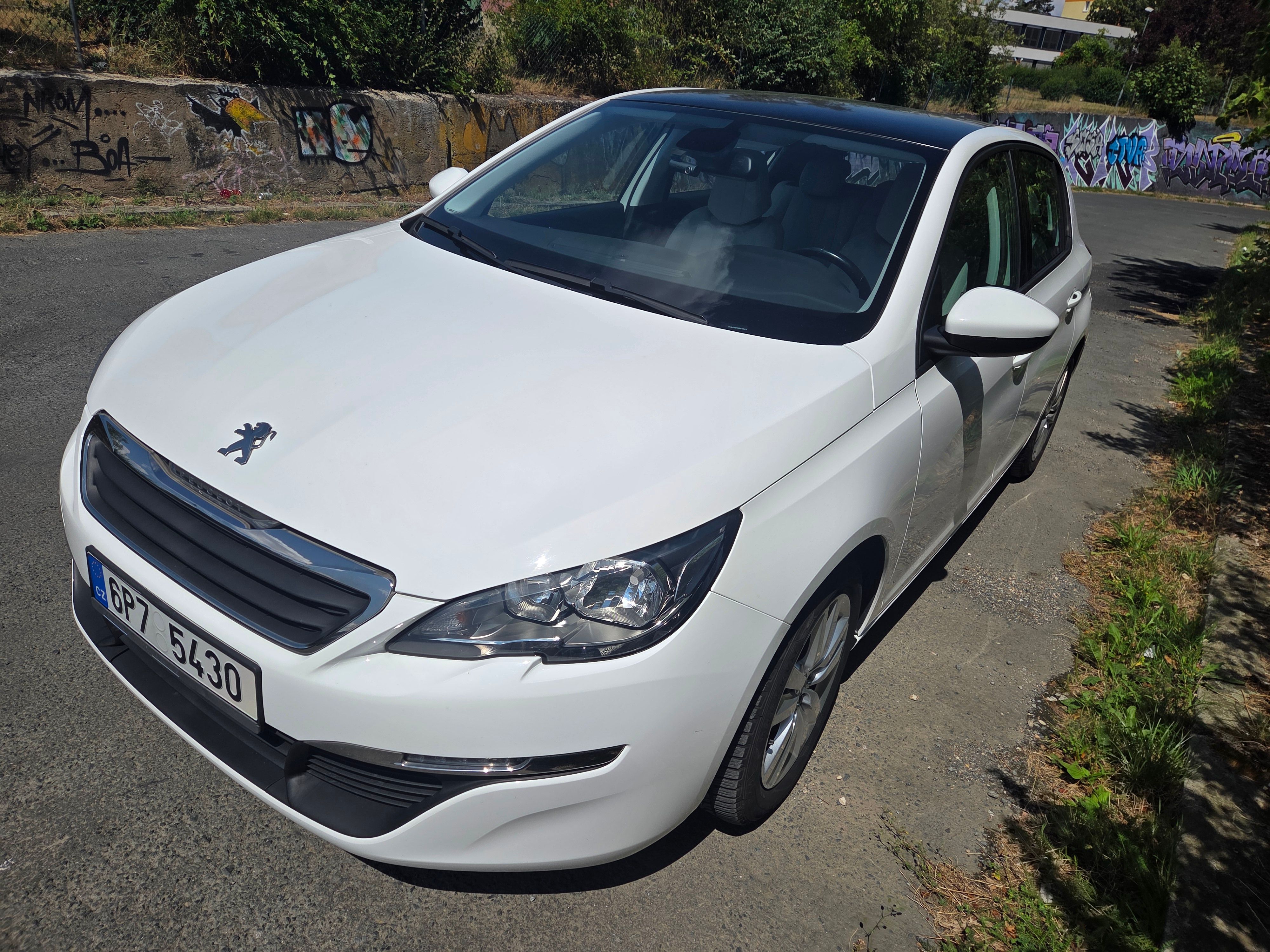 Peugeot 308, 1.2 Automat Active + tažné
