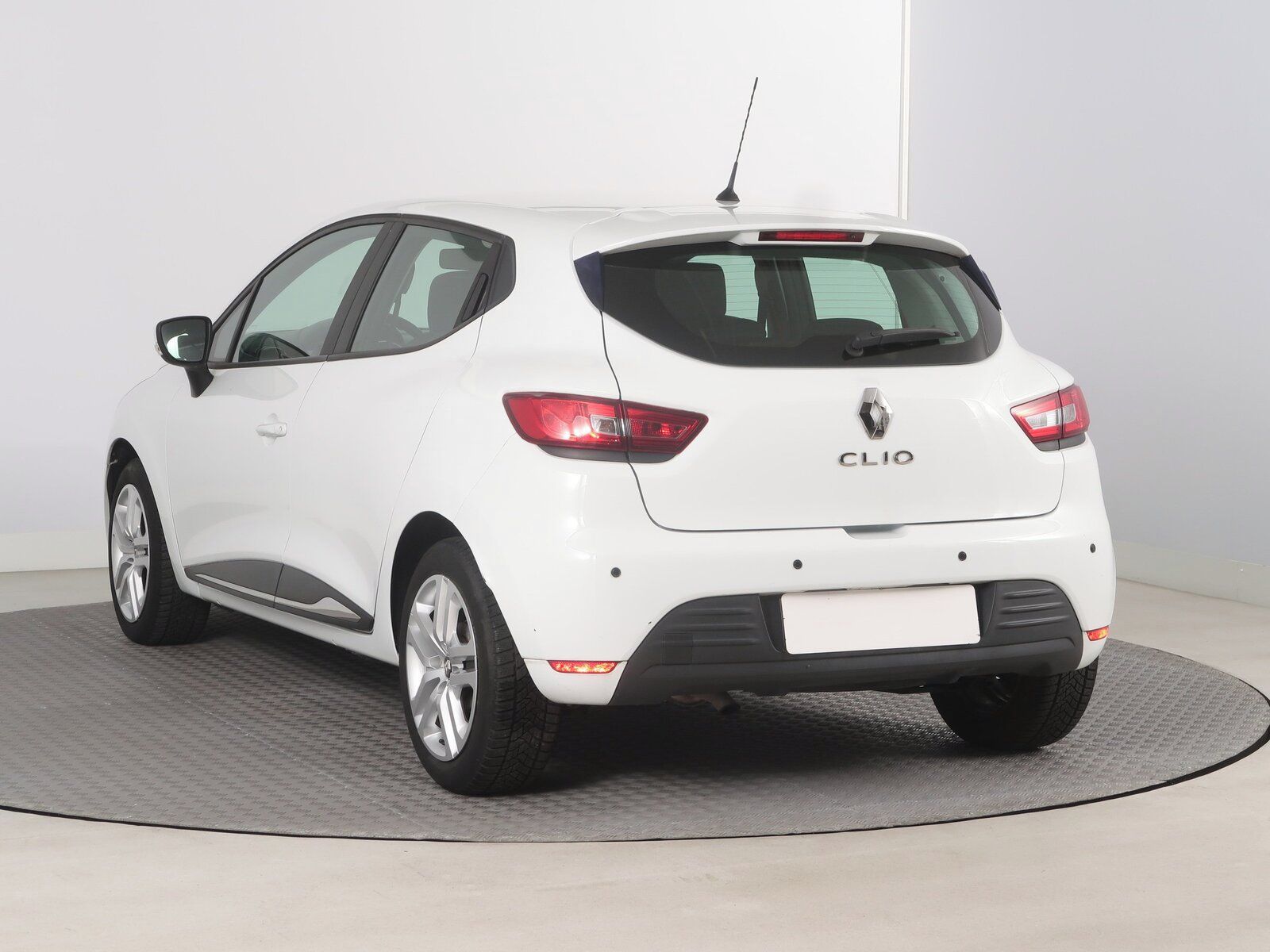 Renault Clio, 0.9 TCe, ČR,1.maj, Klima - fotka 4