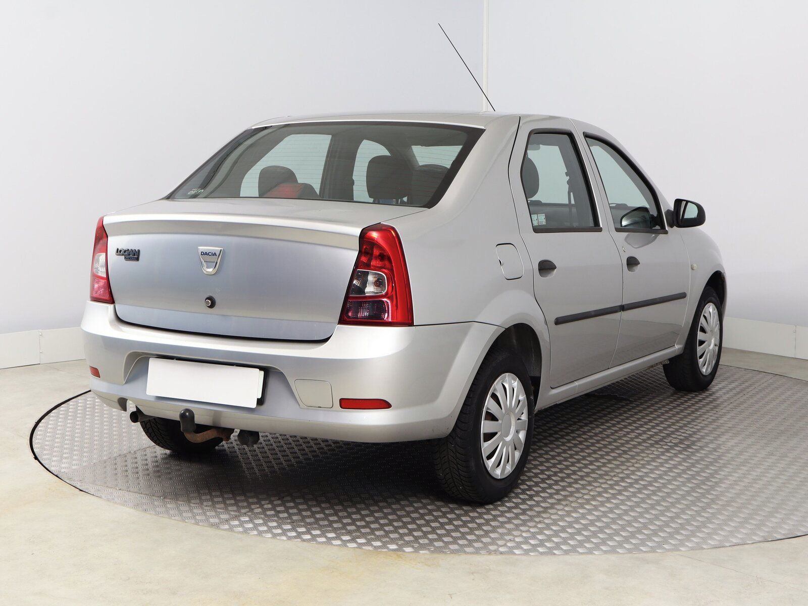 Dacia Logan, 1.4, ČR,1.maj, pěkný stav - fotka 5