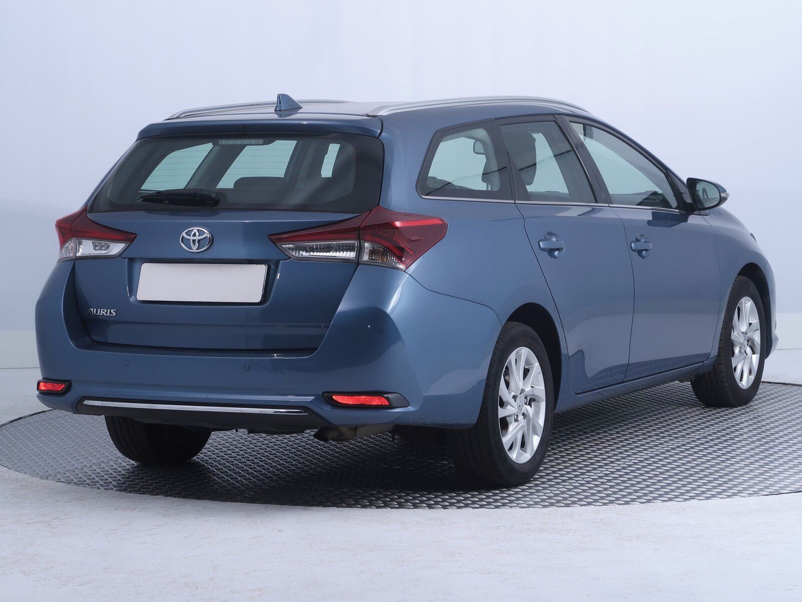 Toyota Auris, 1.6 Valvematic, Serv.kniha - fotka 5