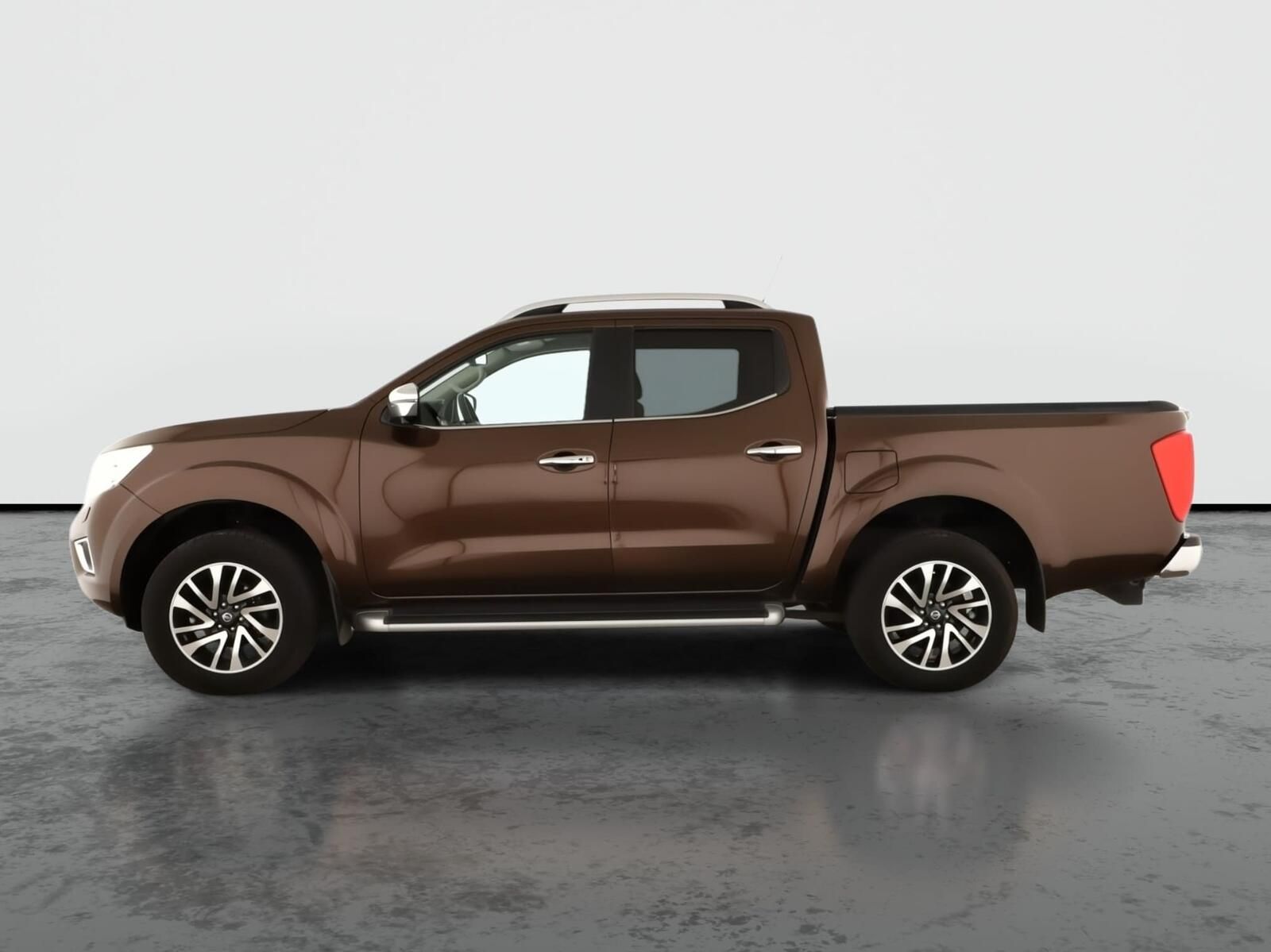 Nissan Navara, 2.3 dCi, 4X4, Automat - fotka 3