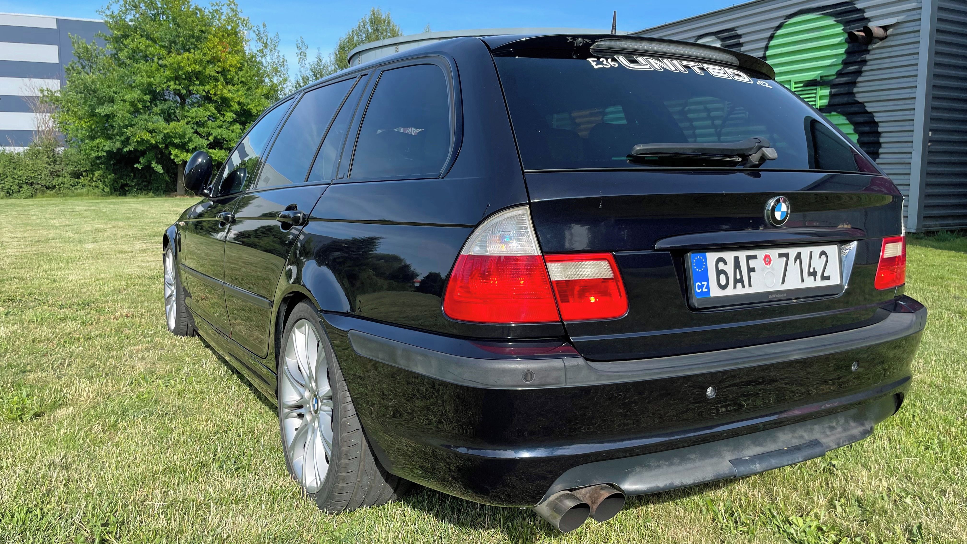 BMW Řada 3 - fotka 4
