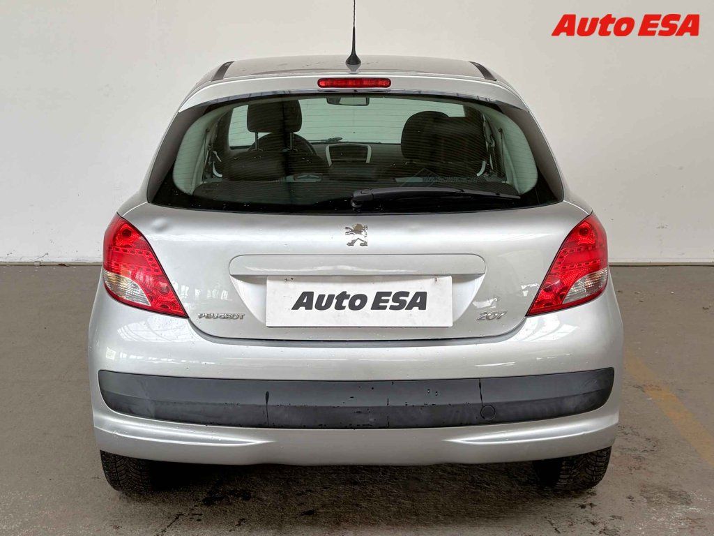 Peugeot 207, 1.4,ČR - fotka 5