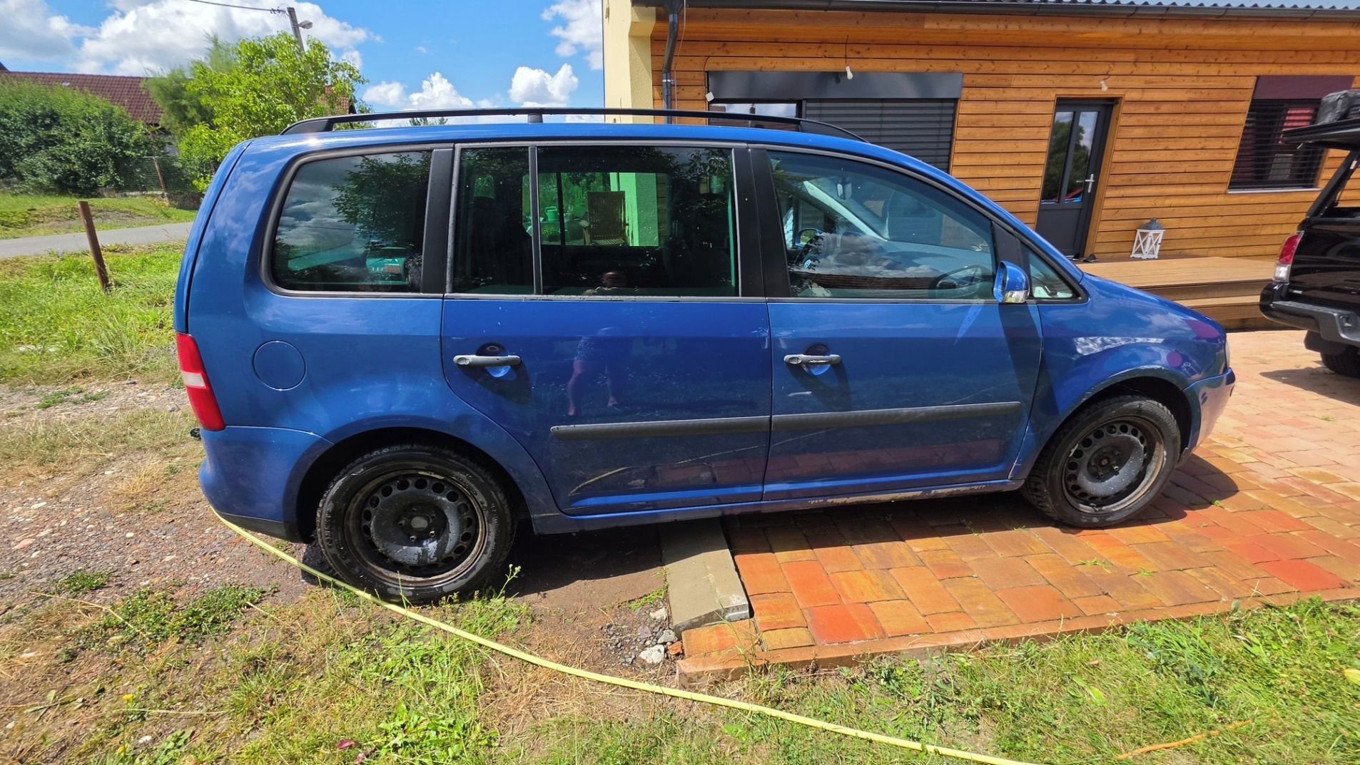 Volkswagen Touran - fotka 3