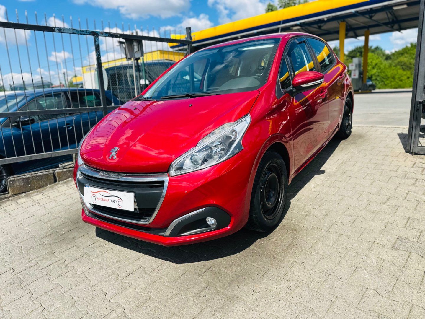 Peugeot 208, 1.2i APP, PureTech 100%KM - fotka 3