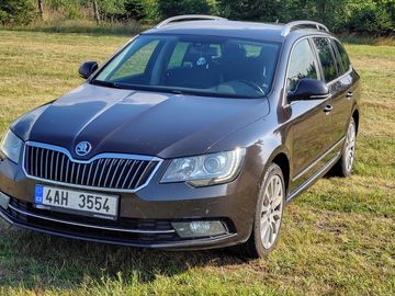 Superb 2 Combi facelift