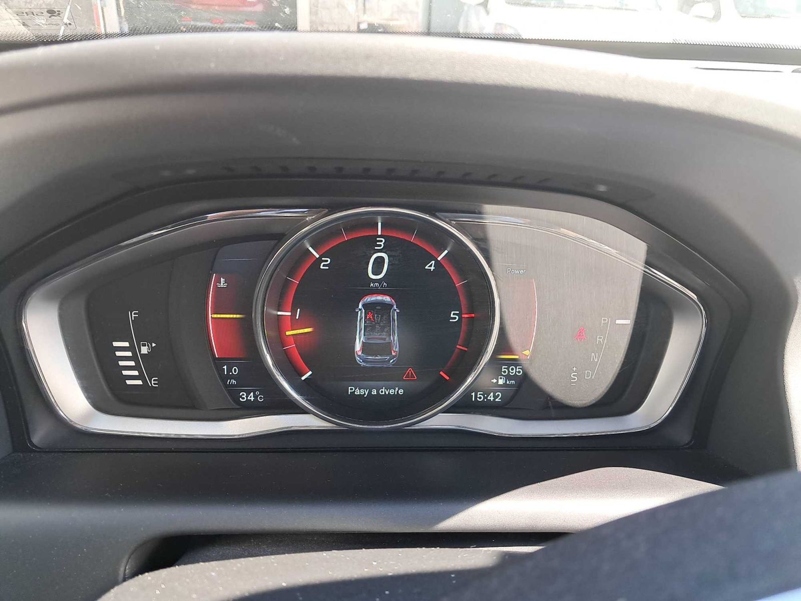 Volvo XC60, D4, 4X4, Automat, Kůže - fotka 3