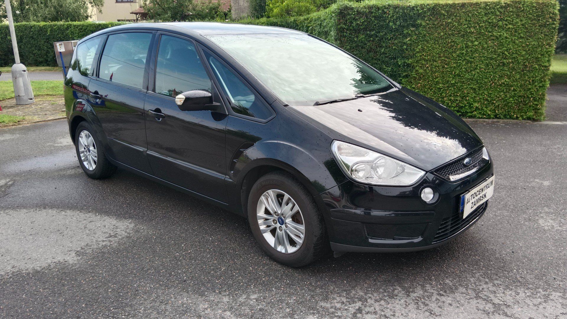 Ford S-MAX, 2.0 D 103 KW 7 MÍST - fotka 6