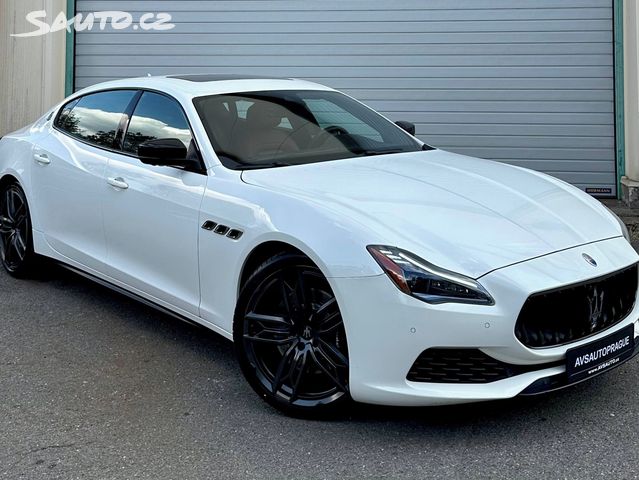 Maserati Quattroporte