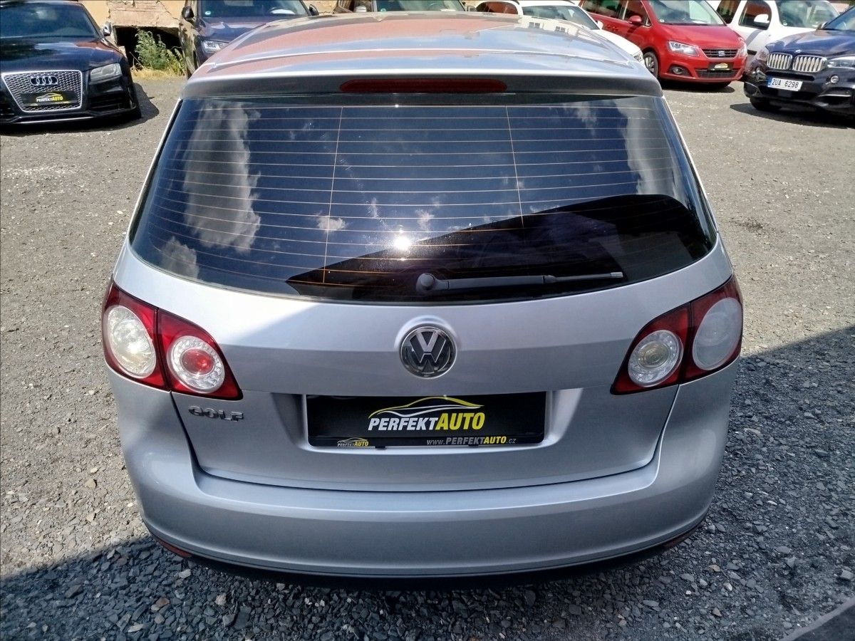 Volkswagen Golf Plus, 1,4 i 55kW, NÍZKÝ NÁJEZD - fotka 5