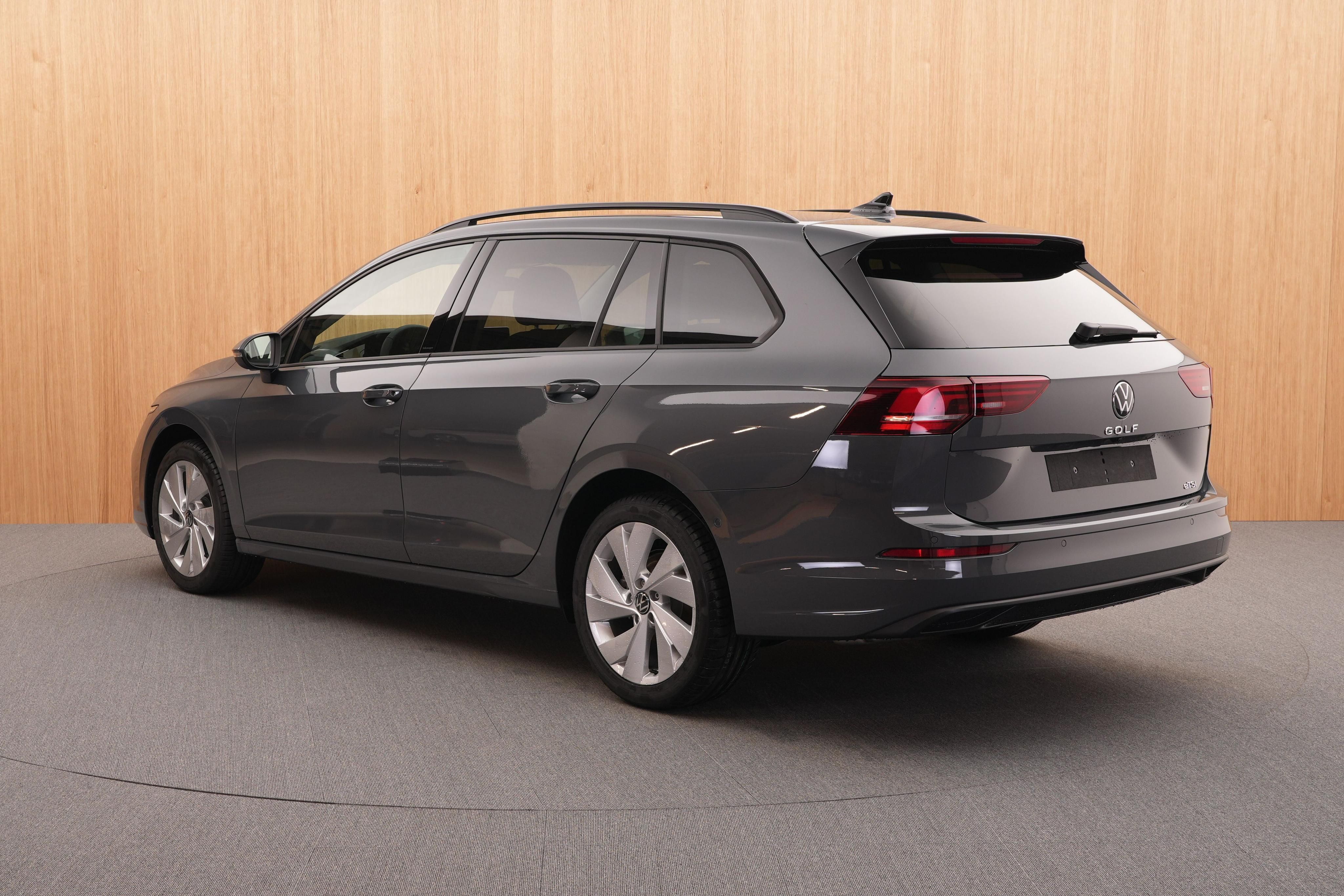 Volkswagen Golf Variant, Limited 1.5 eTSI DSG - fotka 3