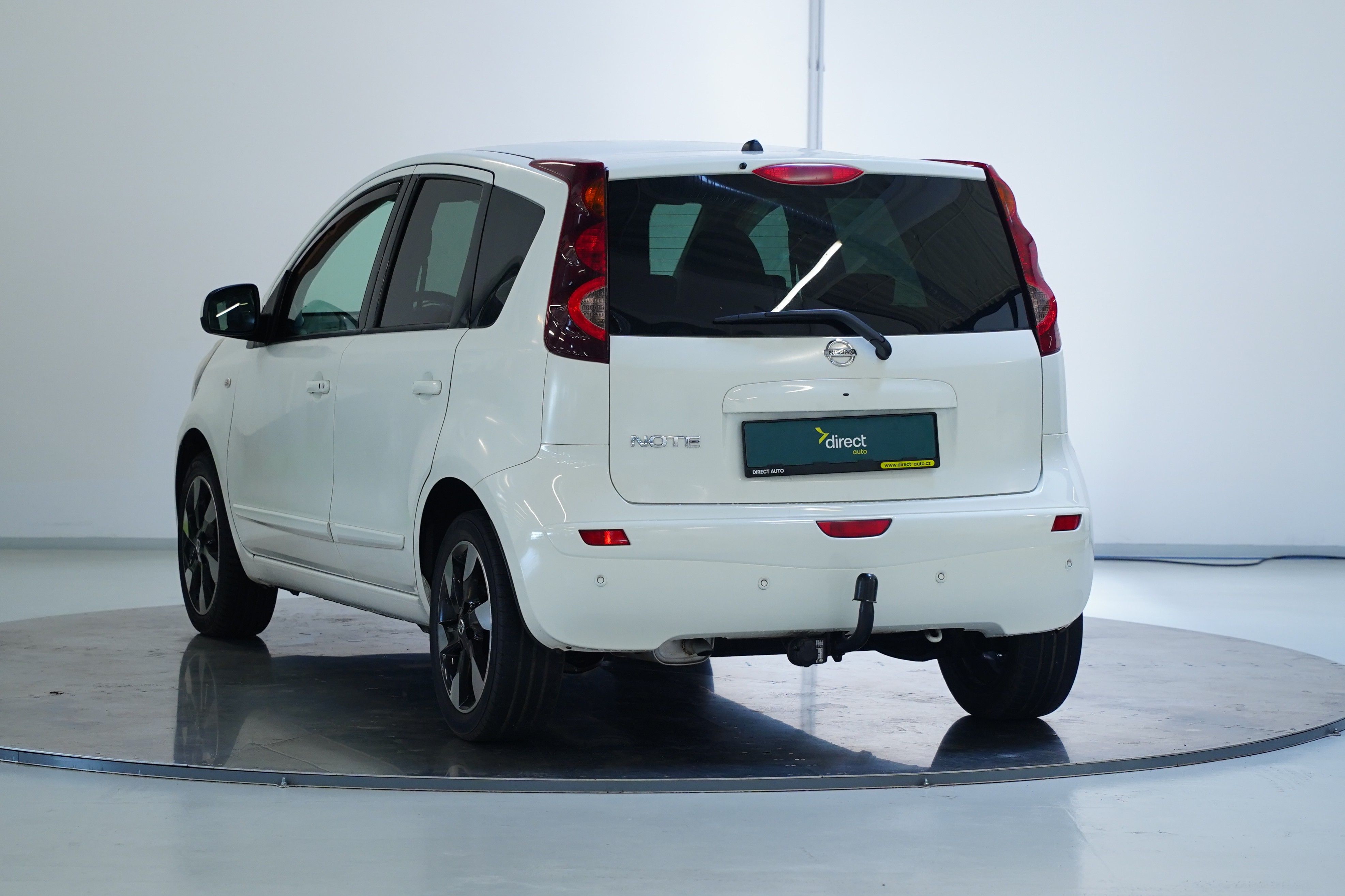 Nissan Note, 1.4 65 kW - fotka 2