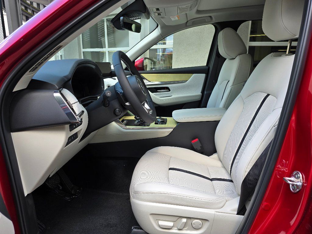 Mazda CX-60, 3.3 D254 8AT AWD TAKUMI PLUS - fotka 4