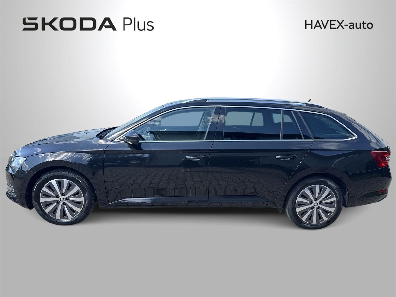 Škoda Superb, Combi 2.0 TDI DSG Style - fotka 3