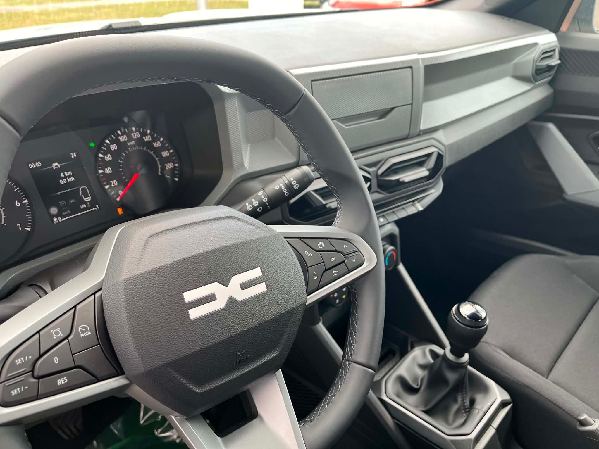 Dacia Duster, essential Eco-G 120 - fotka 5