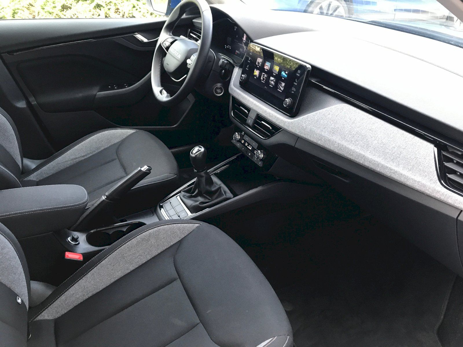 Škoda Kamiq, SELECTION 1,0 TSI - fotka 6