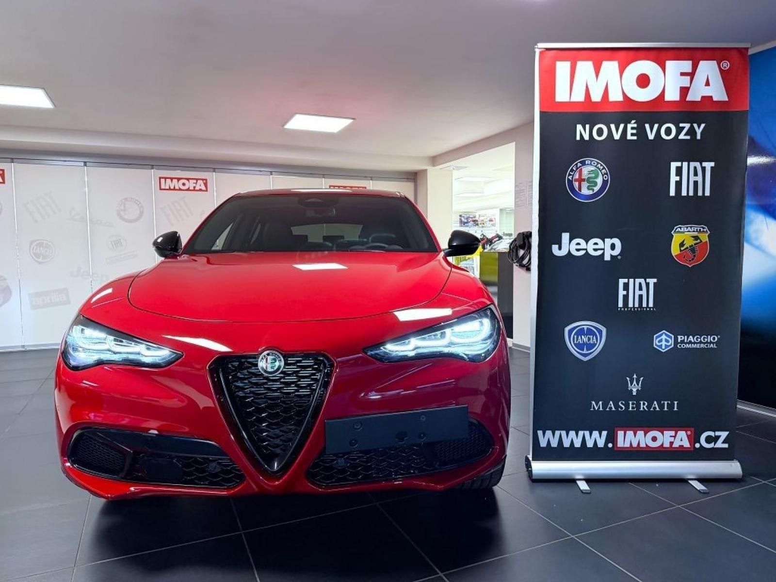 Alfa Romeo Stelvio, 2.0 T 280k AT8 ZF Q4 4x4 - fotka 2