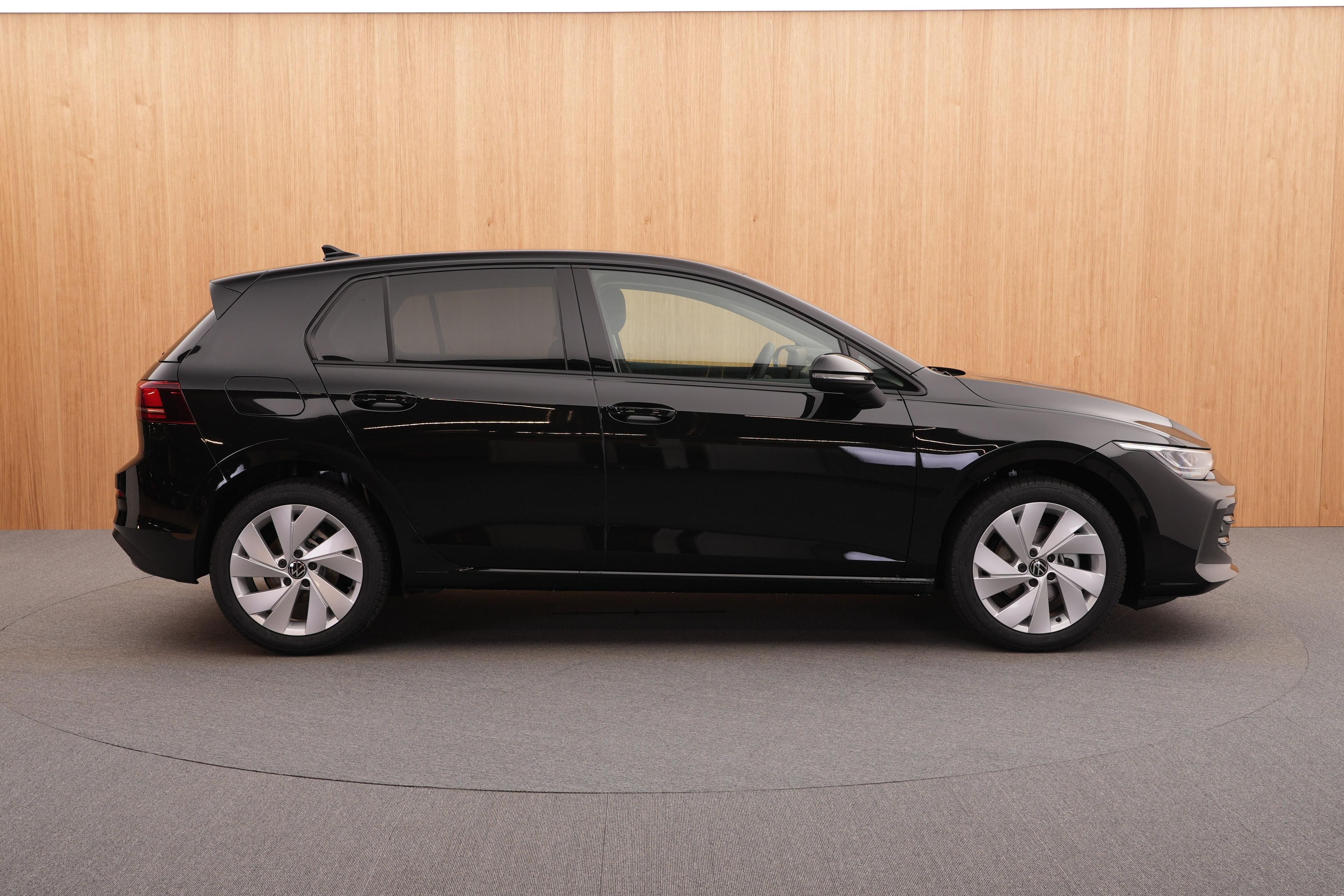 Volkswagen Golf Variant, Limited 1.5 eTSI mHEV DSG - fotka 5