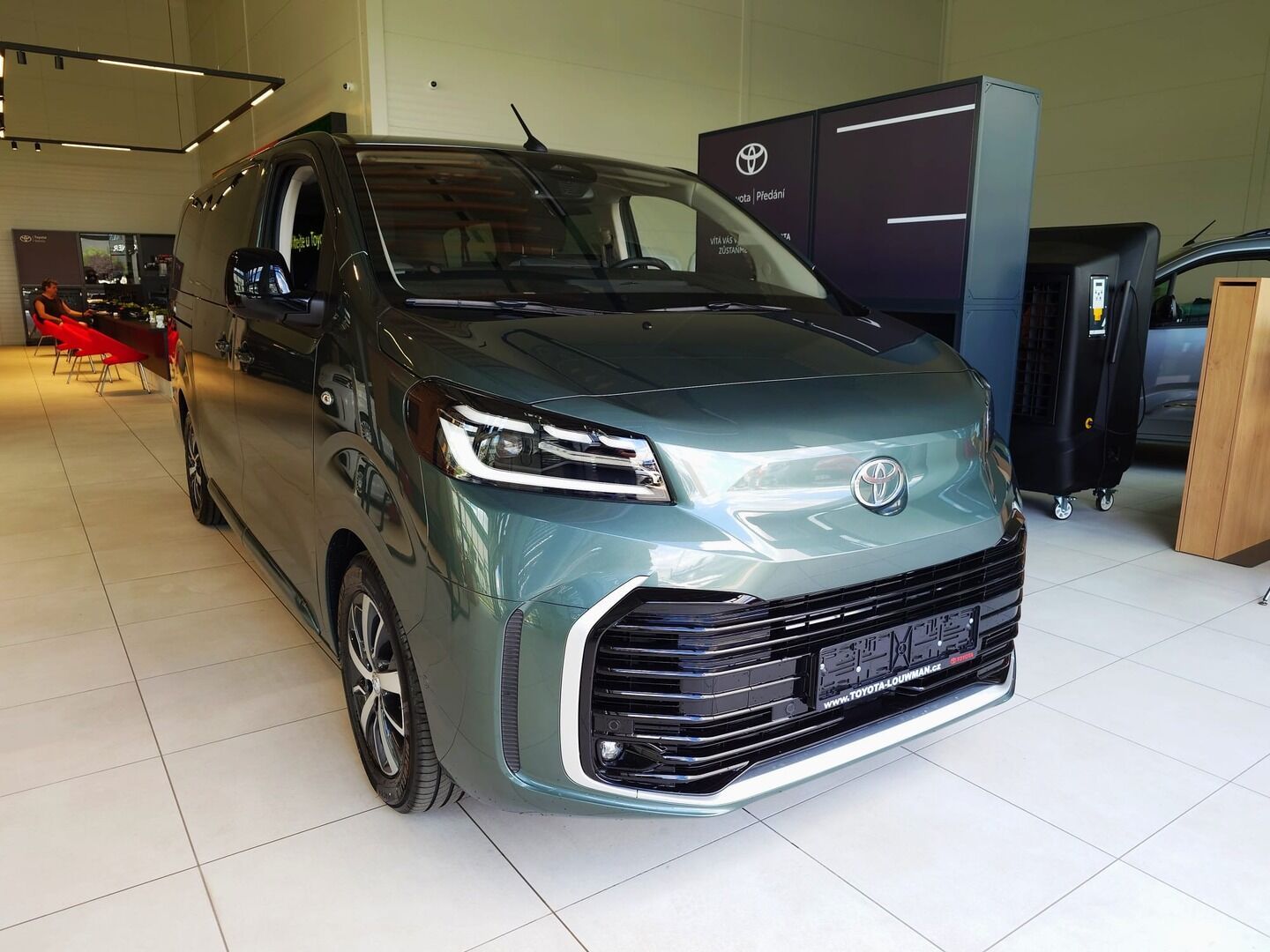 Toyota Proace Verso, MY '26 2.2D 8AT 5D L2
