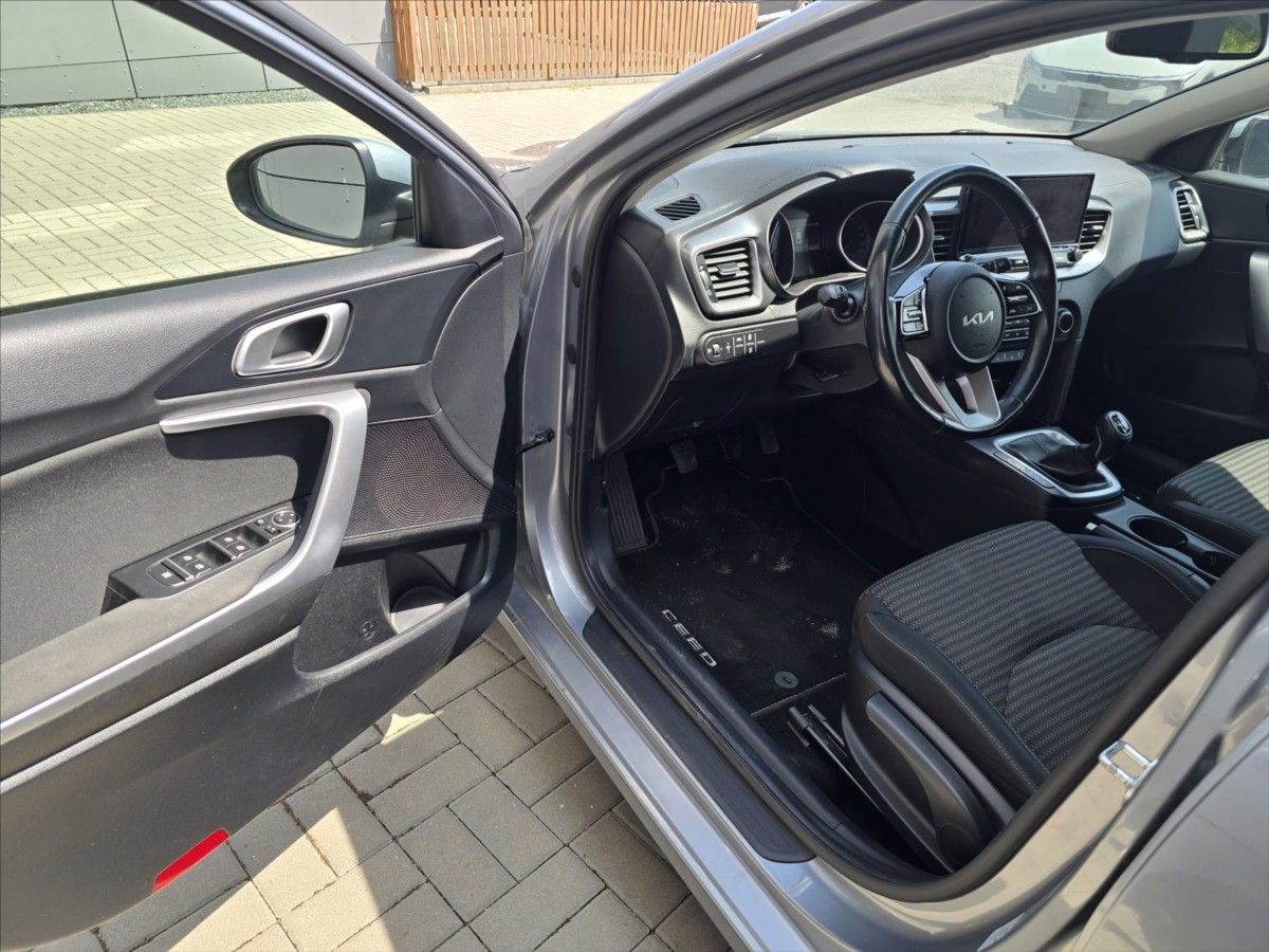 Kia Cee´d, 1,5 T-GDi 118KW TOP - fotka 5
