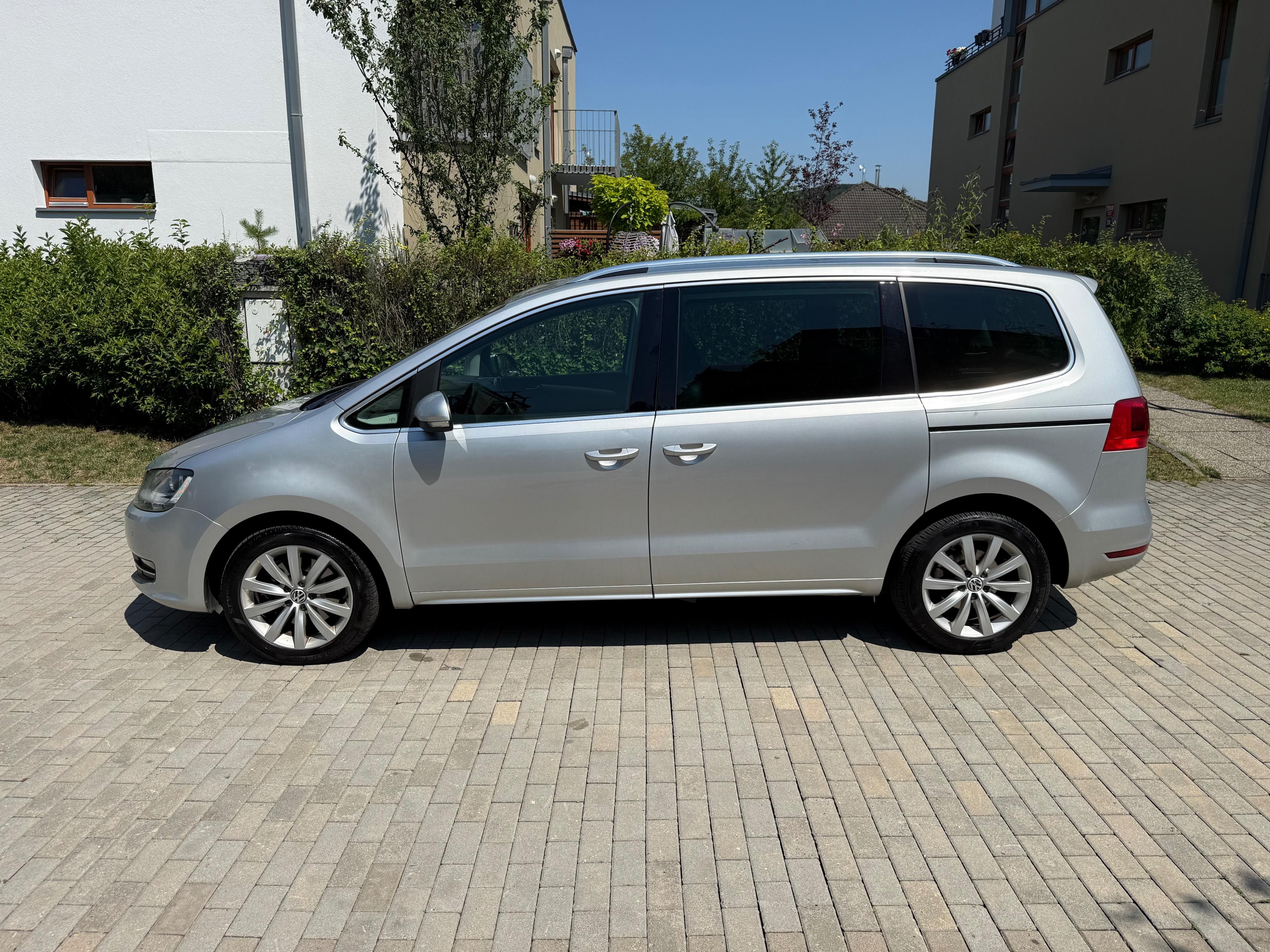 Volkswagen Sharan, 2,0 TDi DSG Aut. Rozvody Serv. - fotka 2