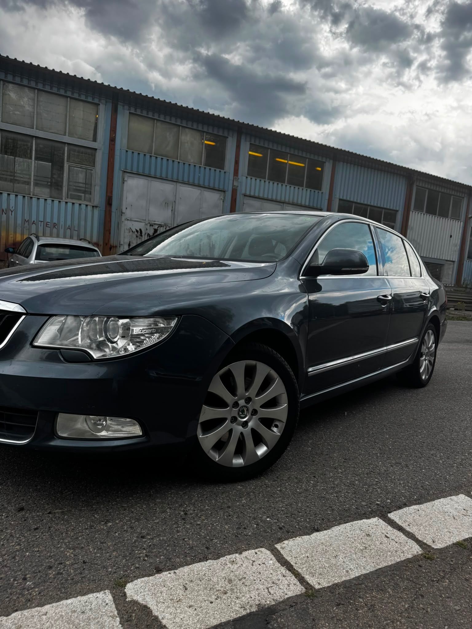 Škoda Superb - fotka 6