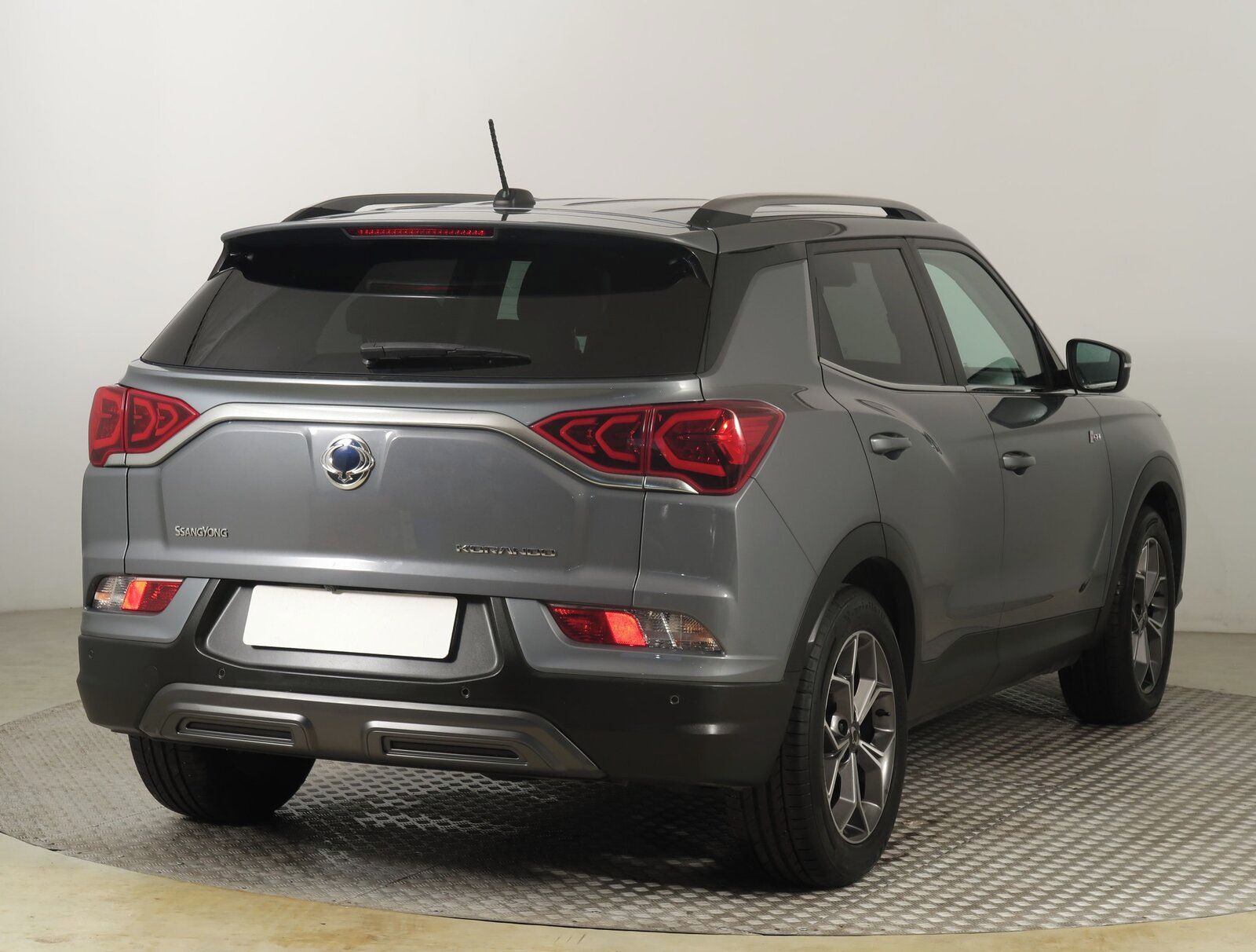 SsangYong Korando, 1.5 T-GDI, 4X4, Automat - fotka 5
