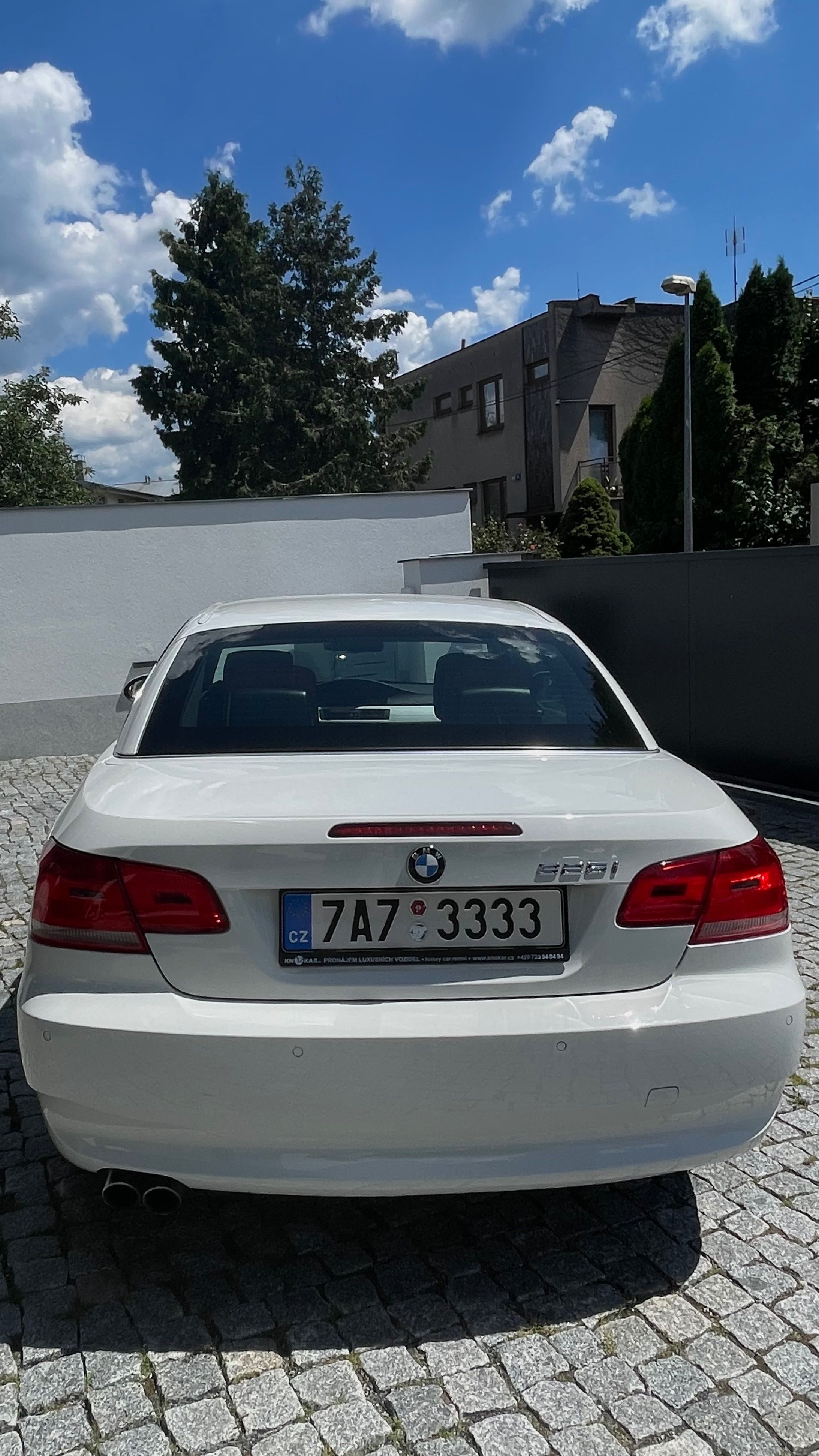 BMW Řada 3, BMW 325i Cabrio (E93)/ M paket - fotka 3